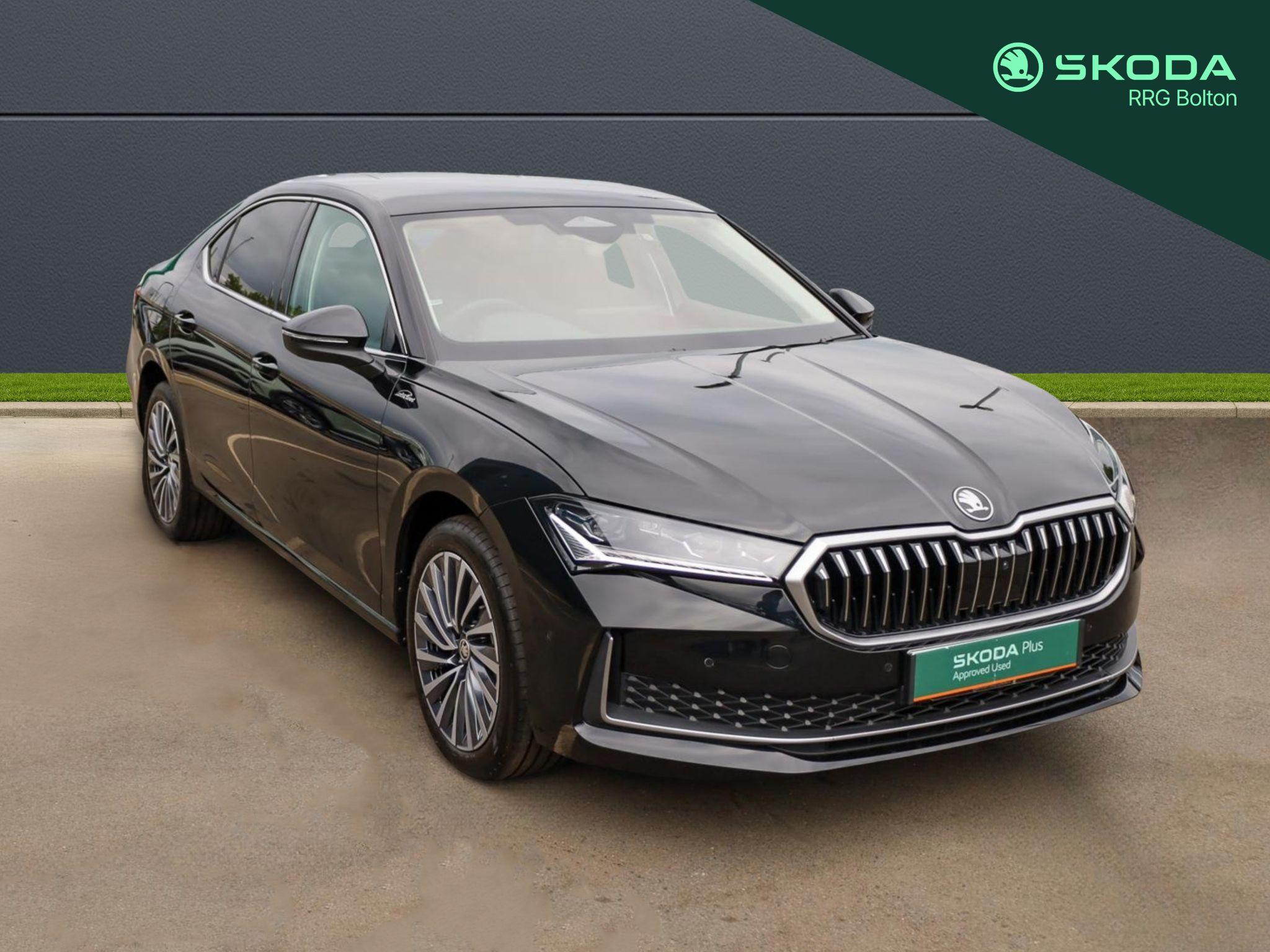 Main listing image - Skoda Superb