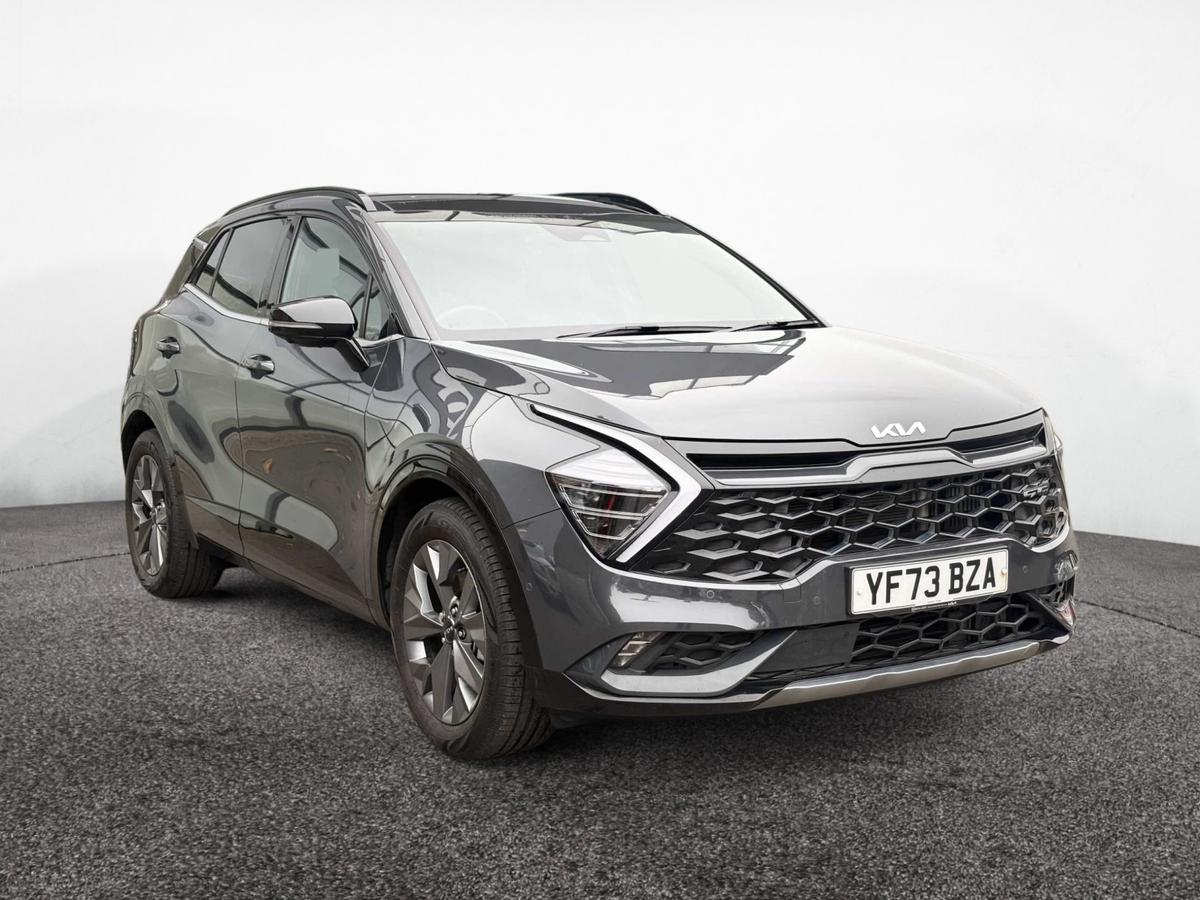 Main listing image - Kia Sportage
