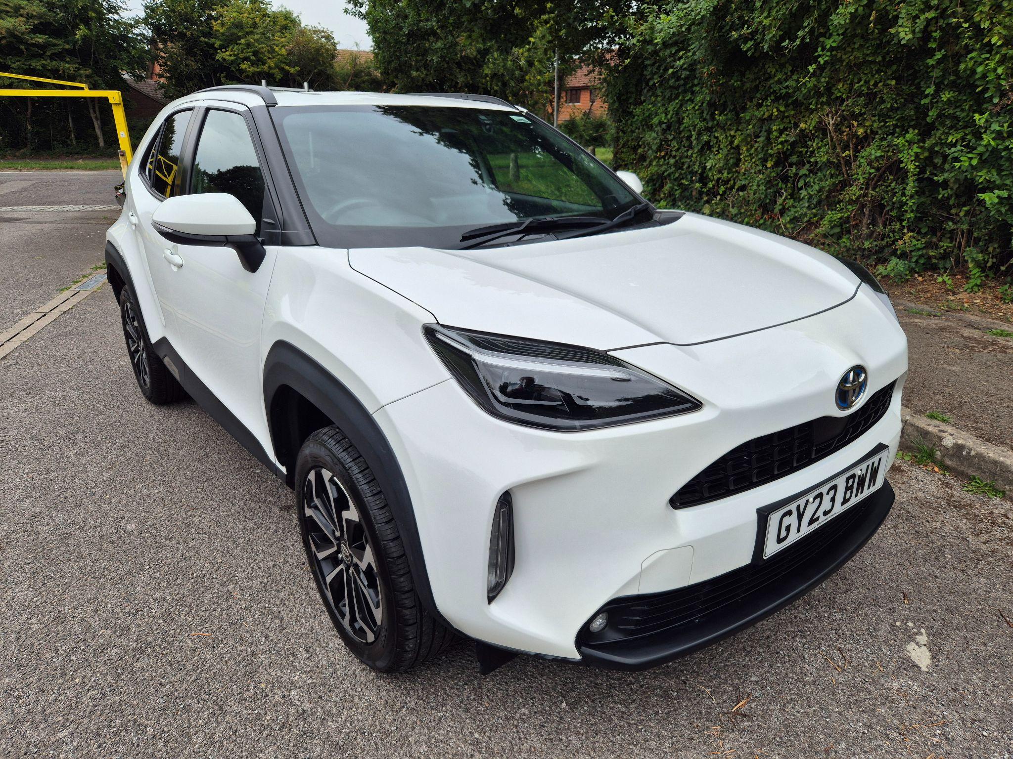 Main listing image - Toyota Yaris Cross