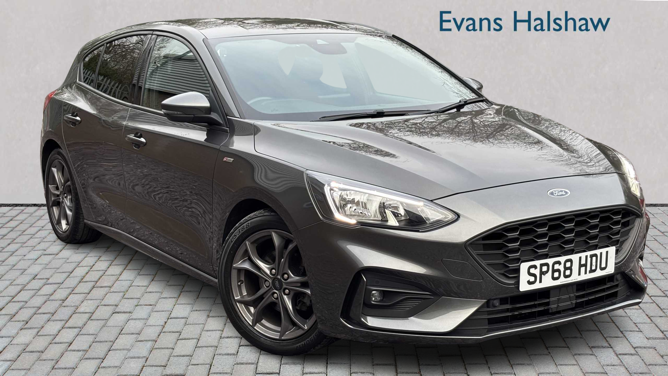 Main listing image - Ford Focus