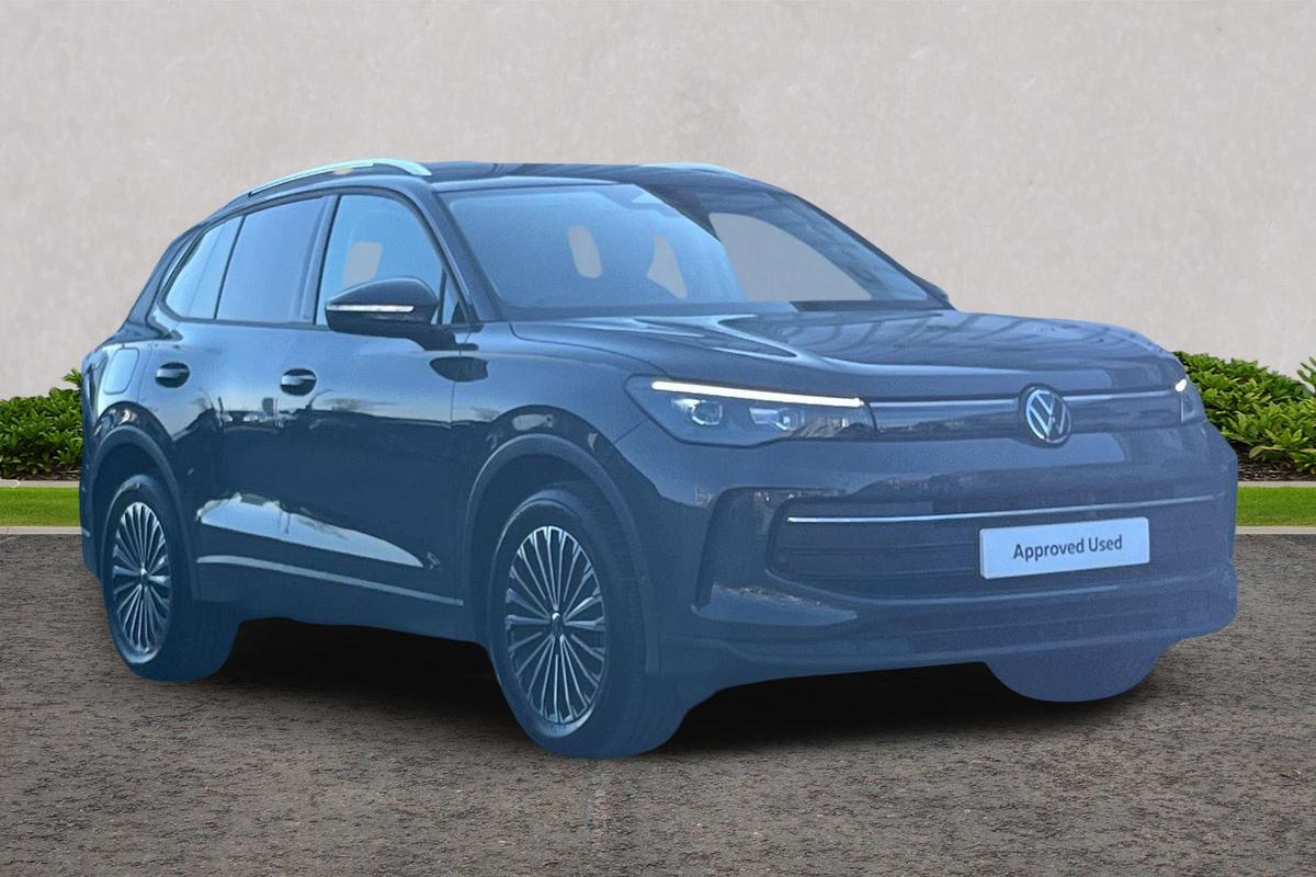 Main listing image - Volkswagen Tiguan