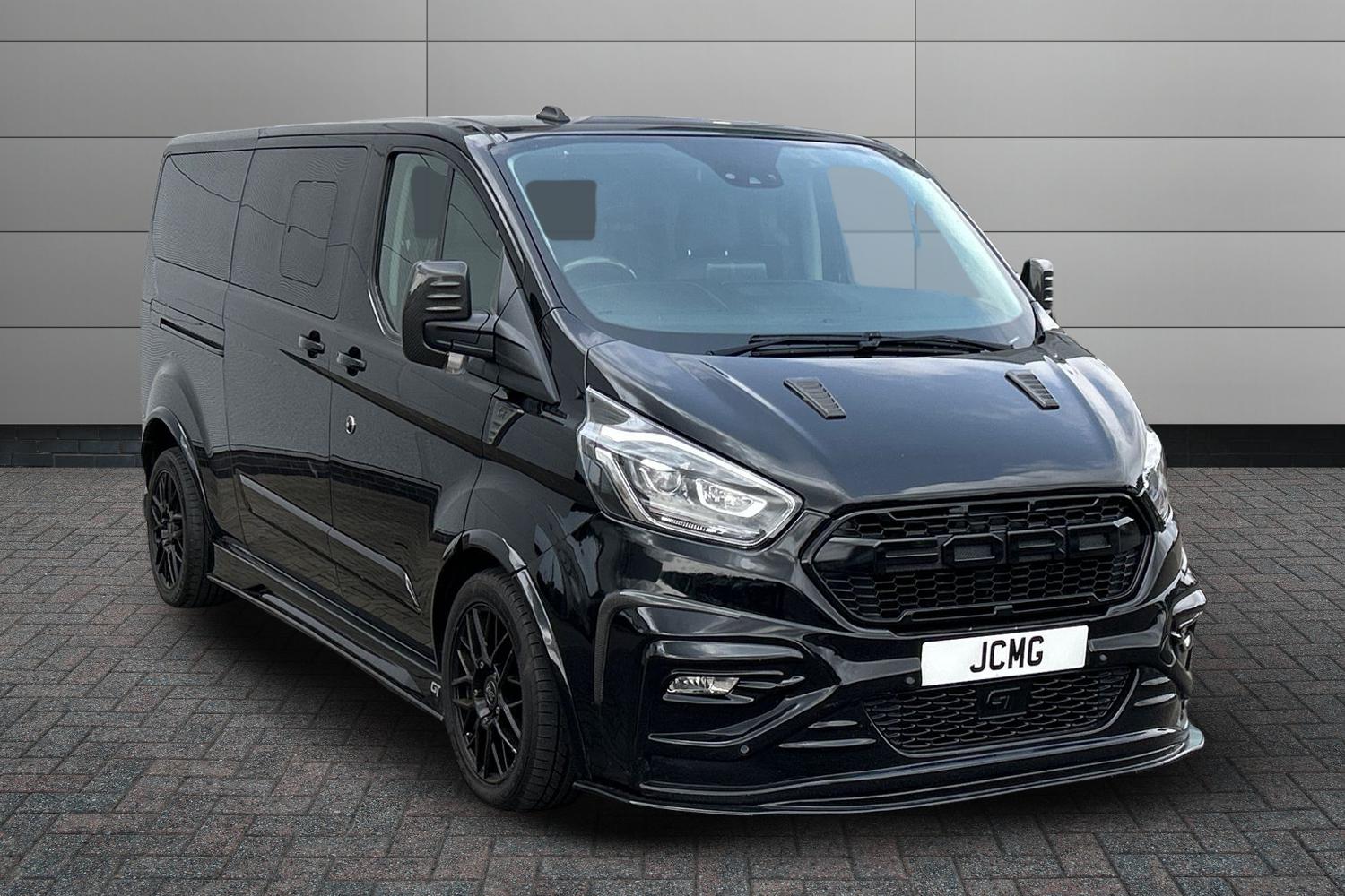 Main listing image - Ford Tourneo Custom