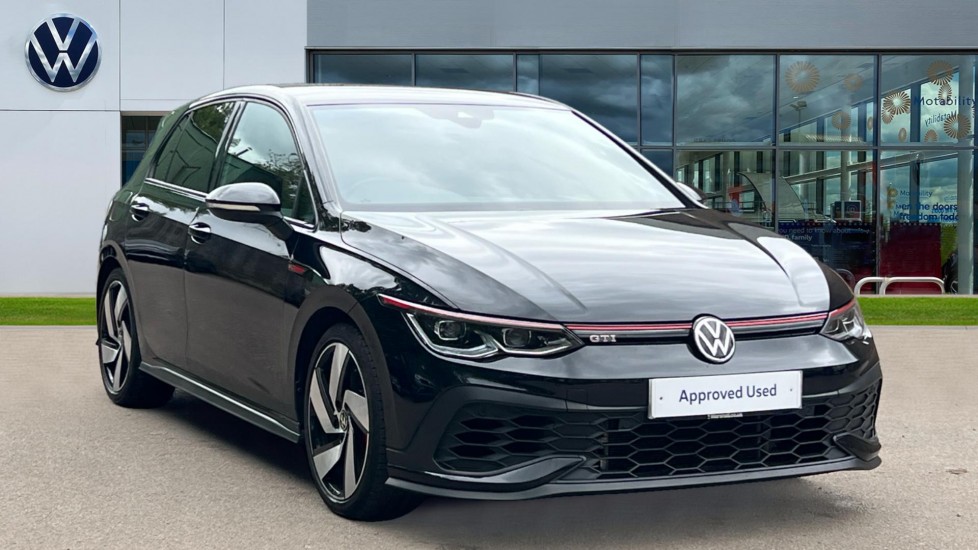 Main listing image - Volkswagen Golf
