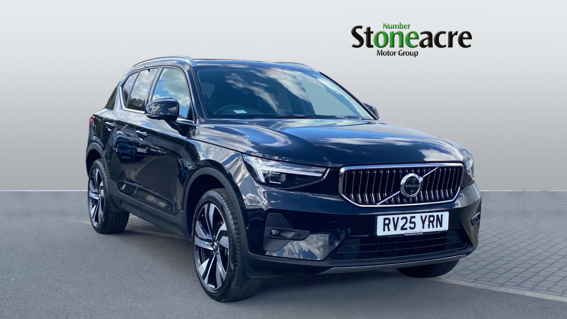 Main listing image - Volvo XC40