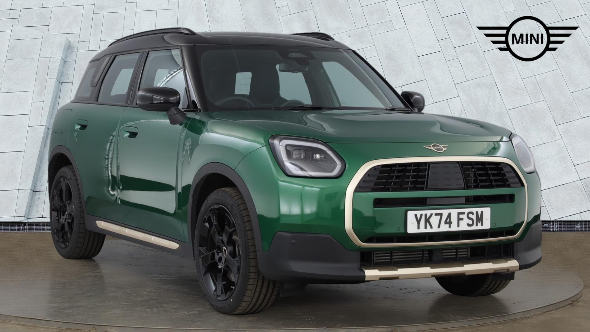 Main listing image - MINI Countryman