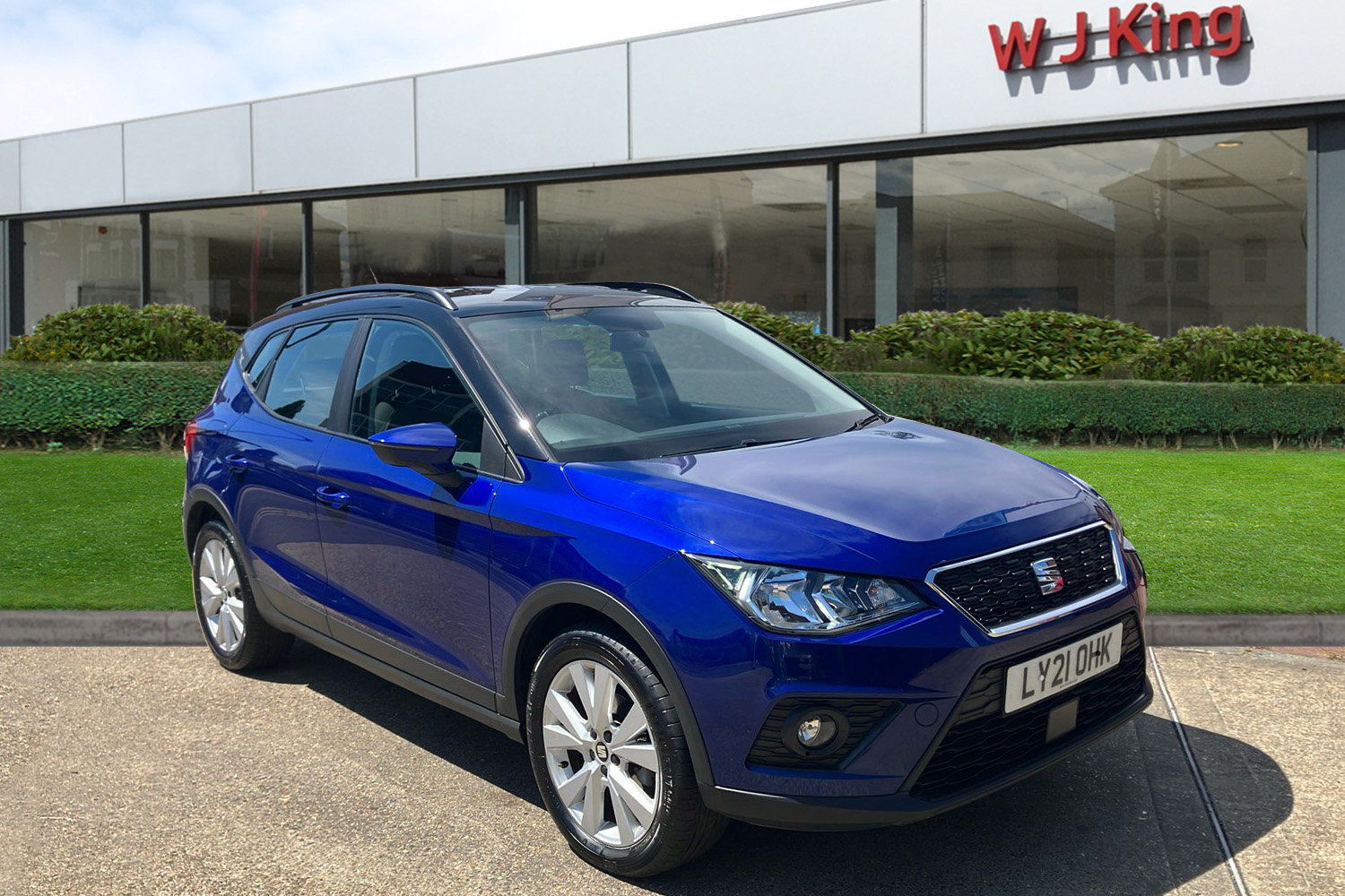Main listing image - SEAT Arona