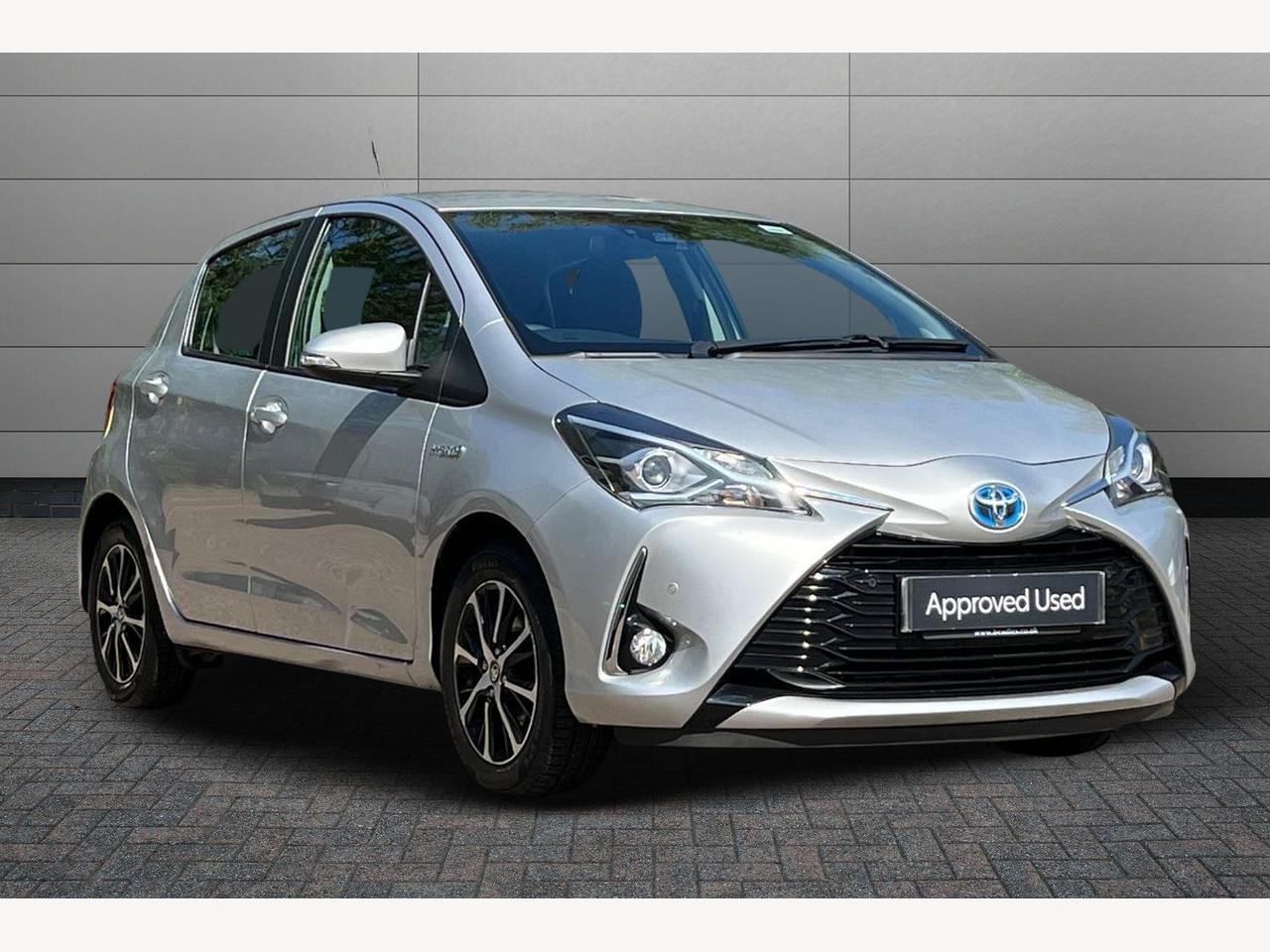 Main listing image - Toyota Yaris