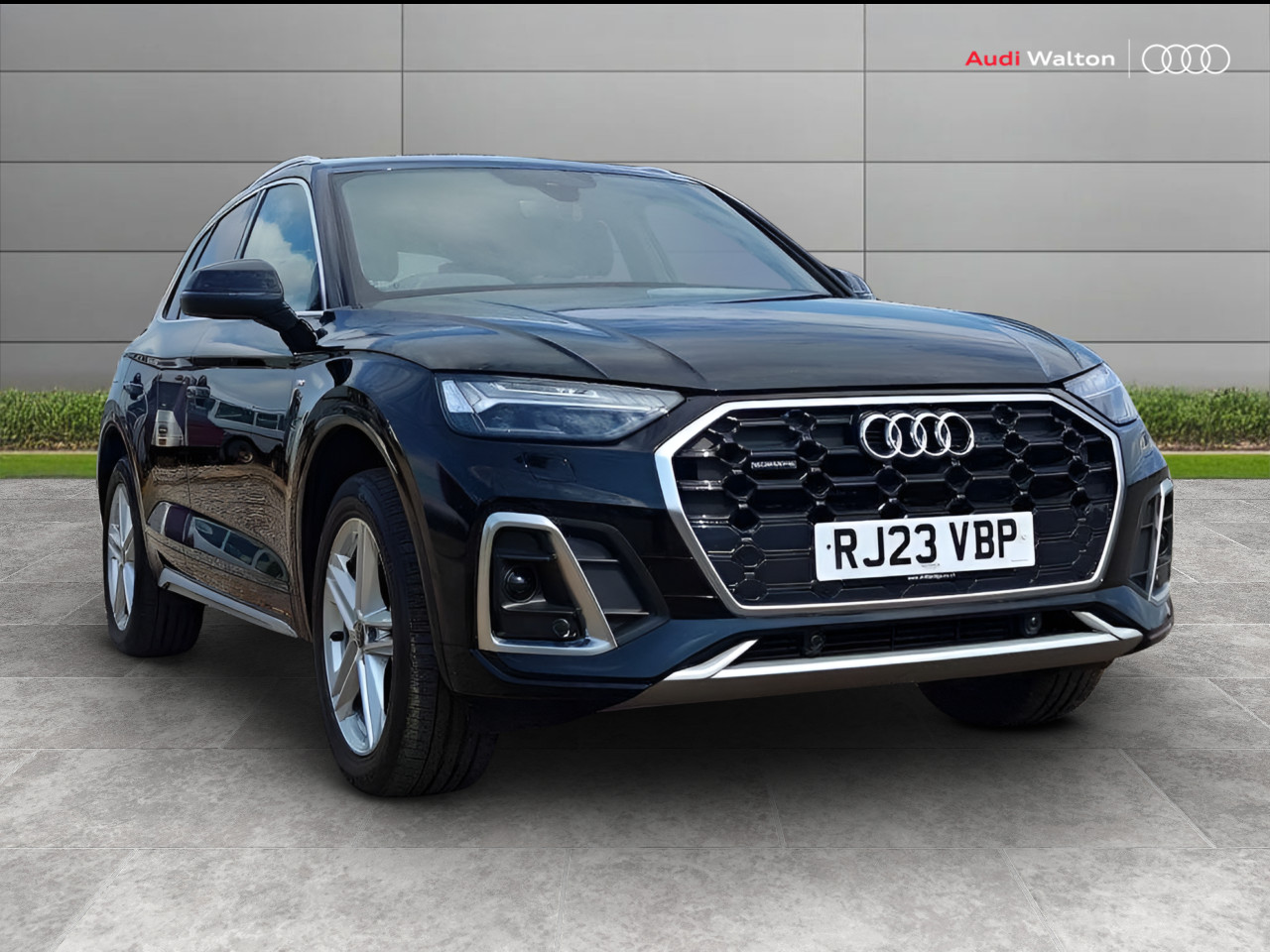 Main listing image - Audi Q5