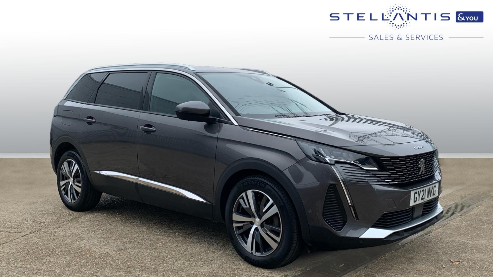 Main listing image - Peugeot 5008