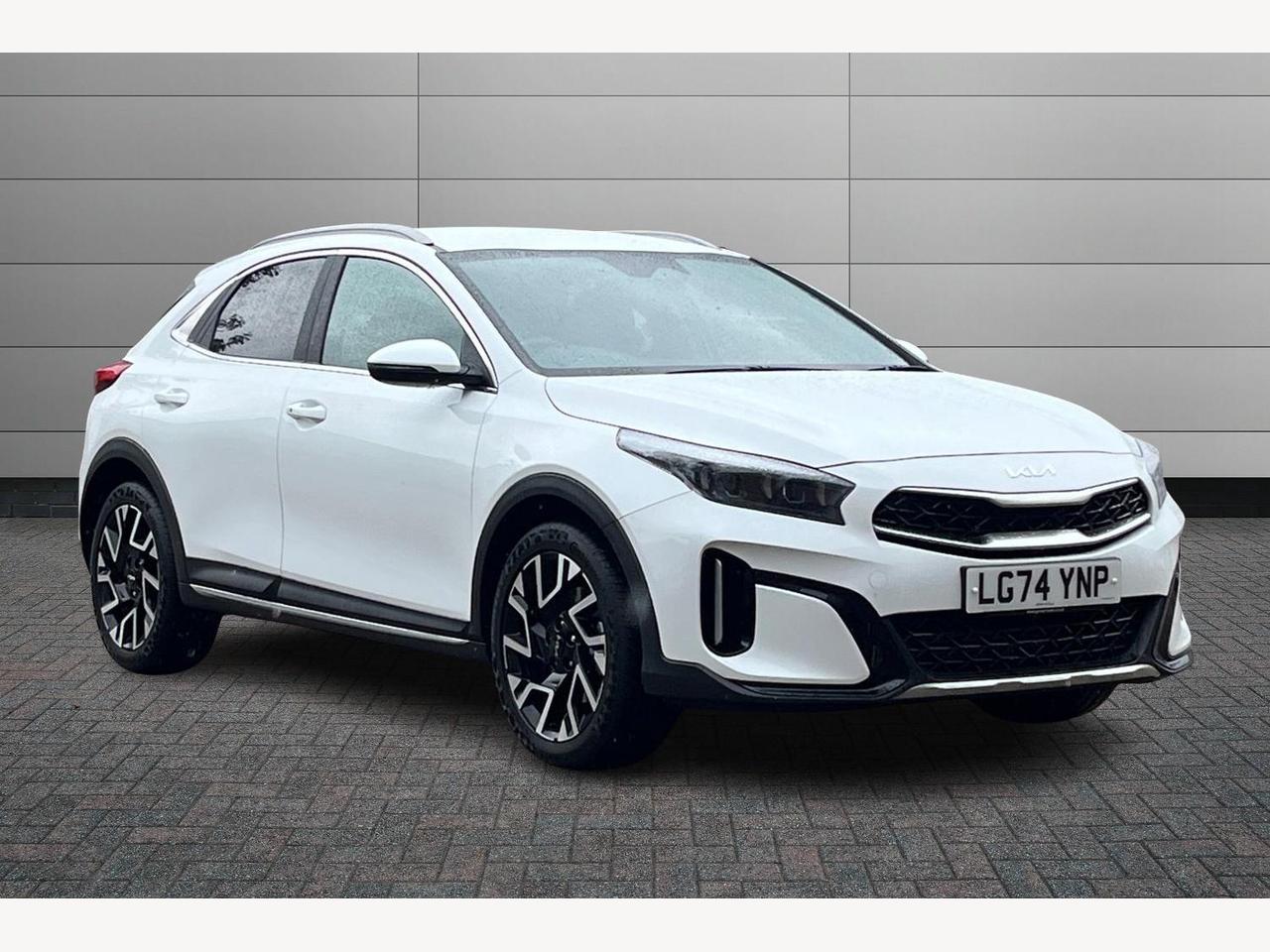 Main listing image - Kia XCeed