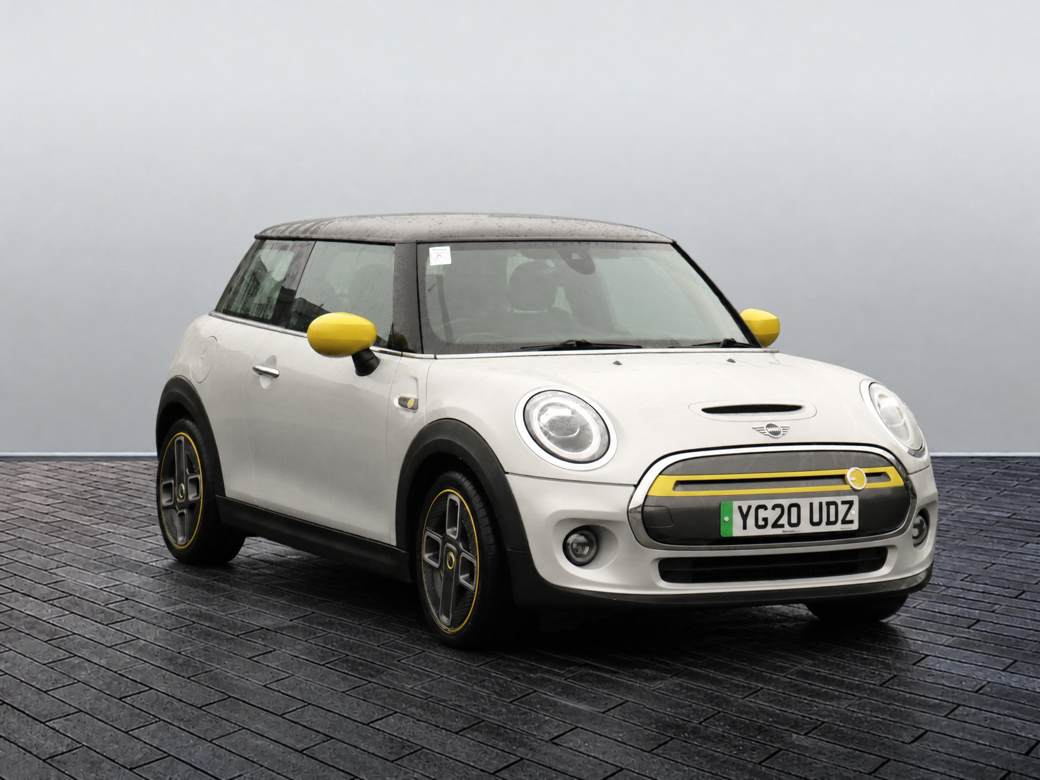 Main listing image - MINI Hatchback