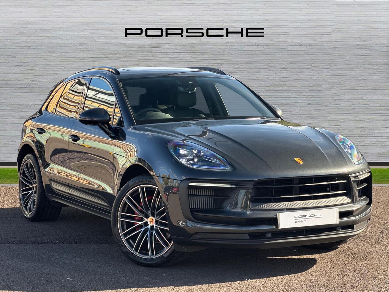 Main listing image - Porsche Macan