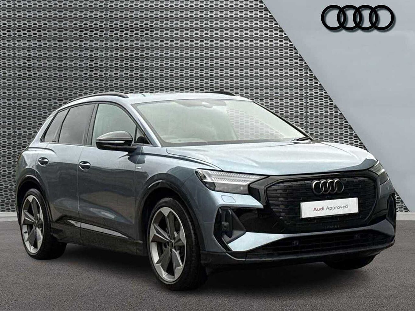 Main listing image - Audi Q4