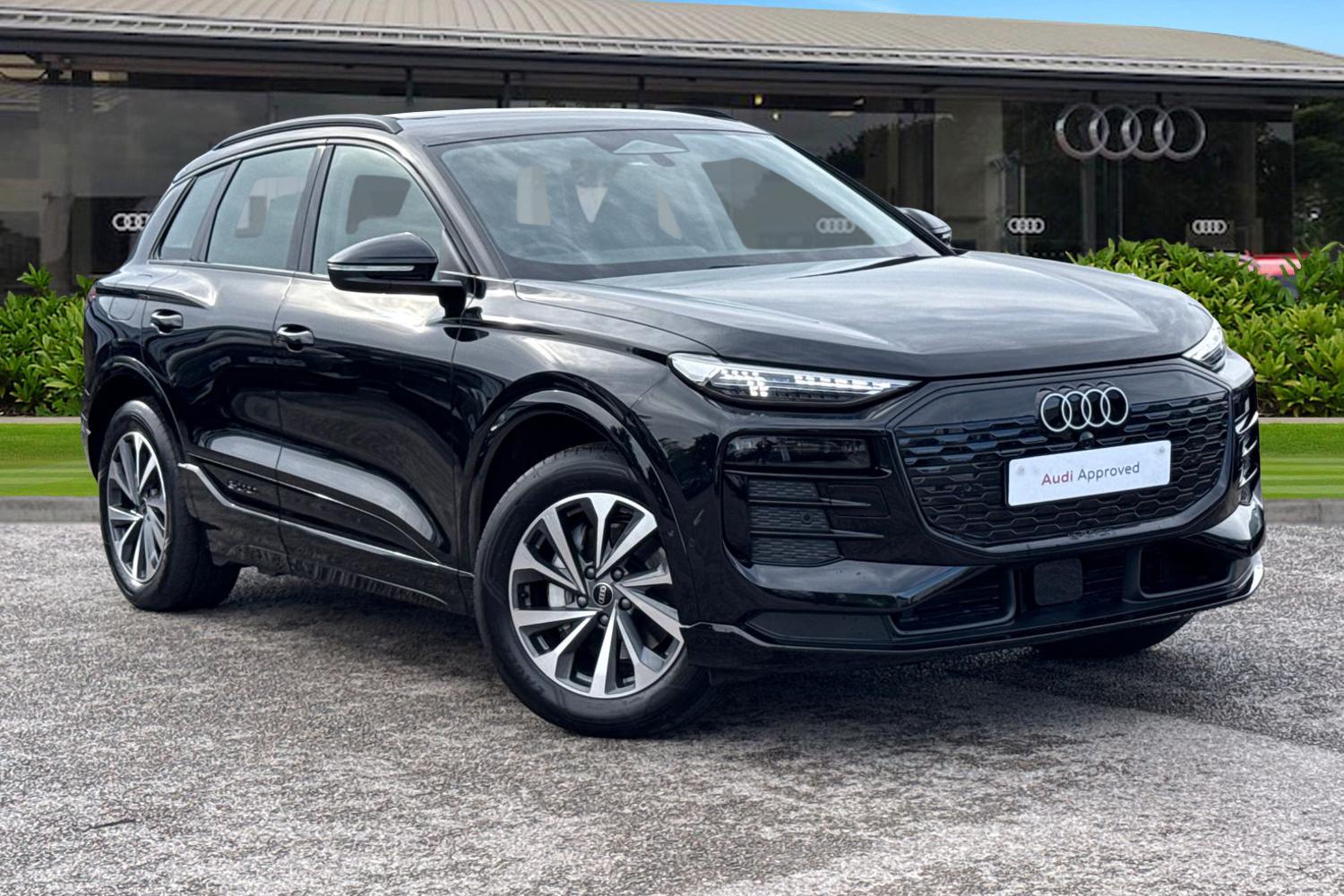 Main listing image - Audi Q6