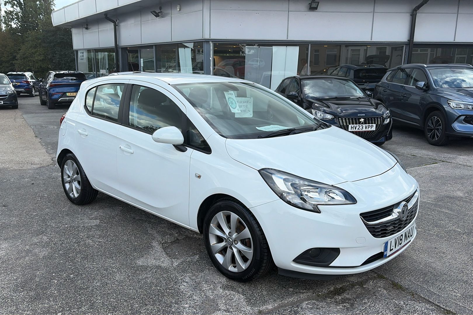 Main listing image - Vauxhall Corsa