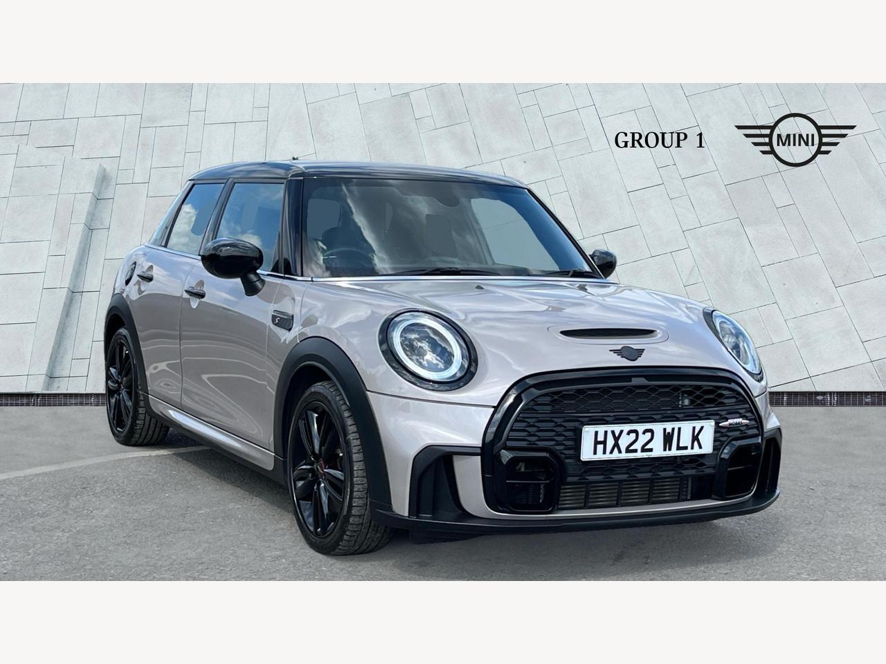 Main listing image - MINI Hatchback 5dr