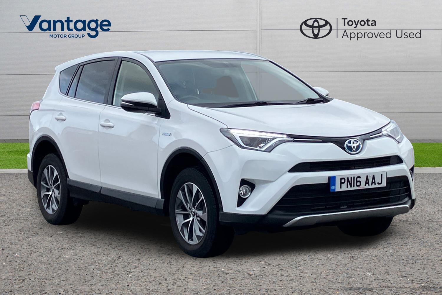 Main listing image - Toyota RAV4