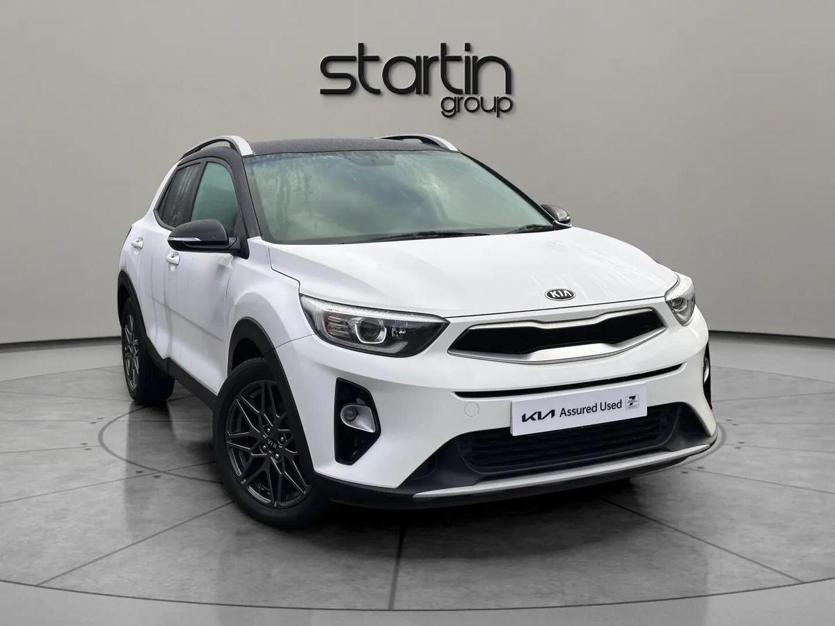 Main listing image - Kia Stonic