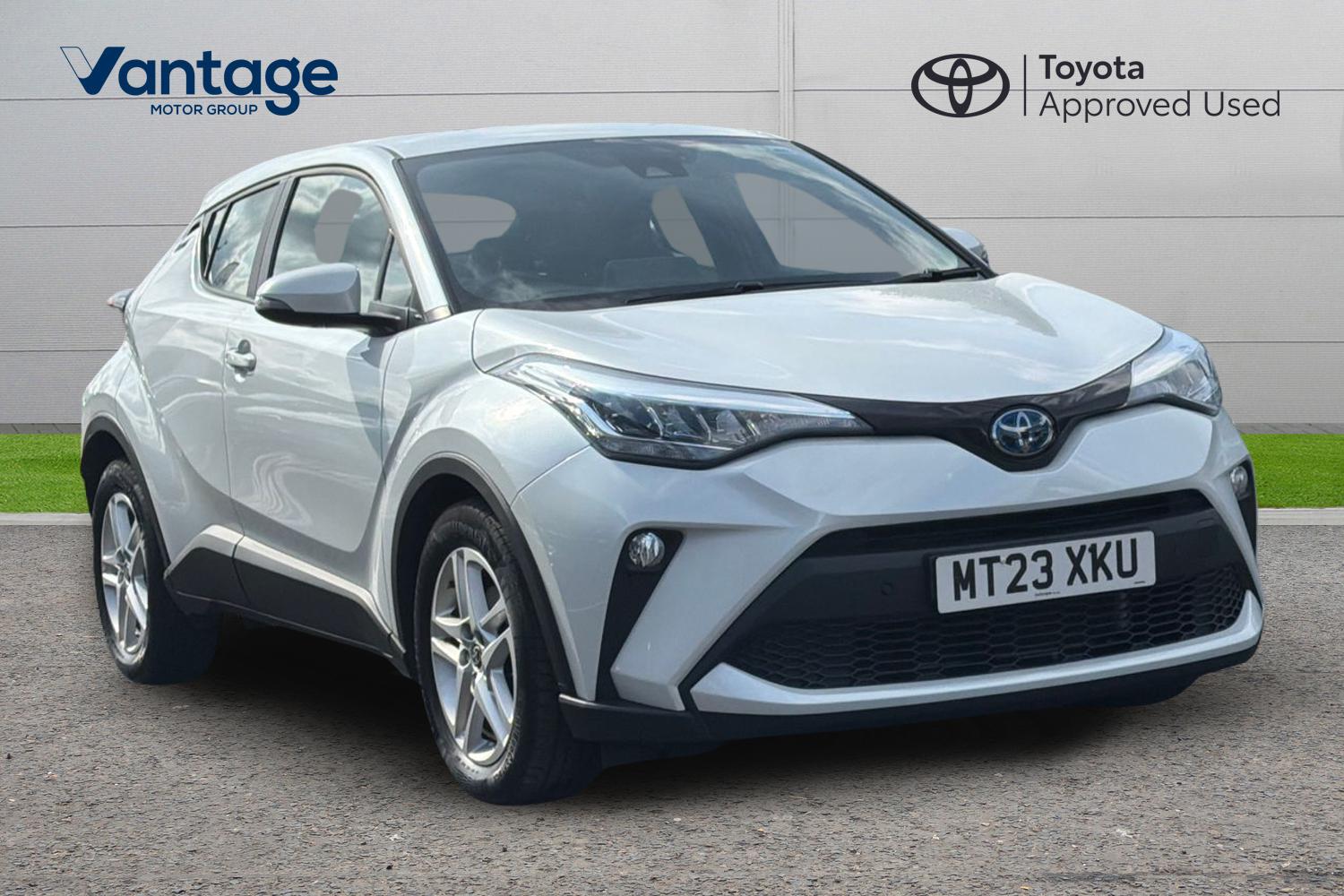 Main listing image - Toyota C-HR