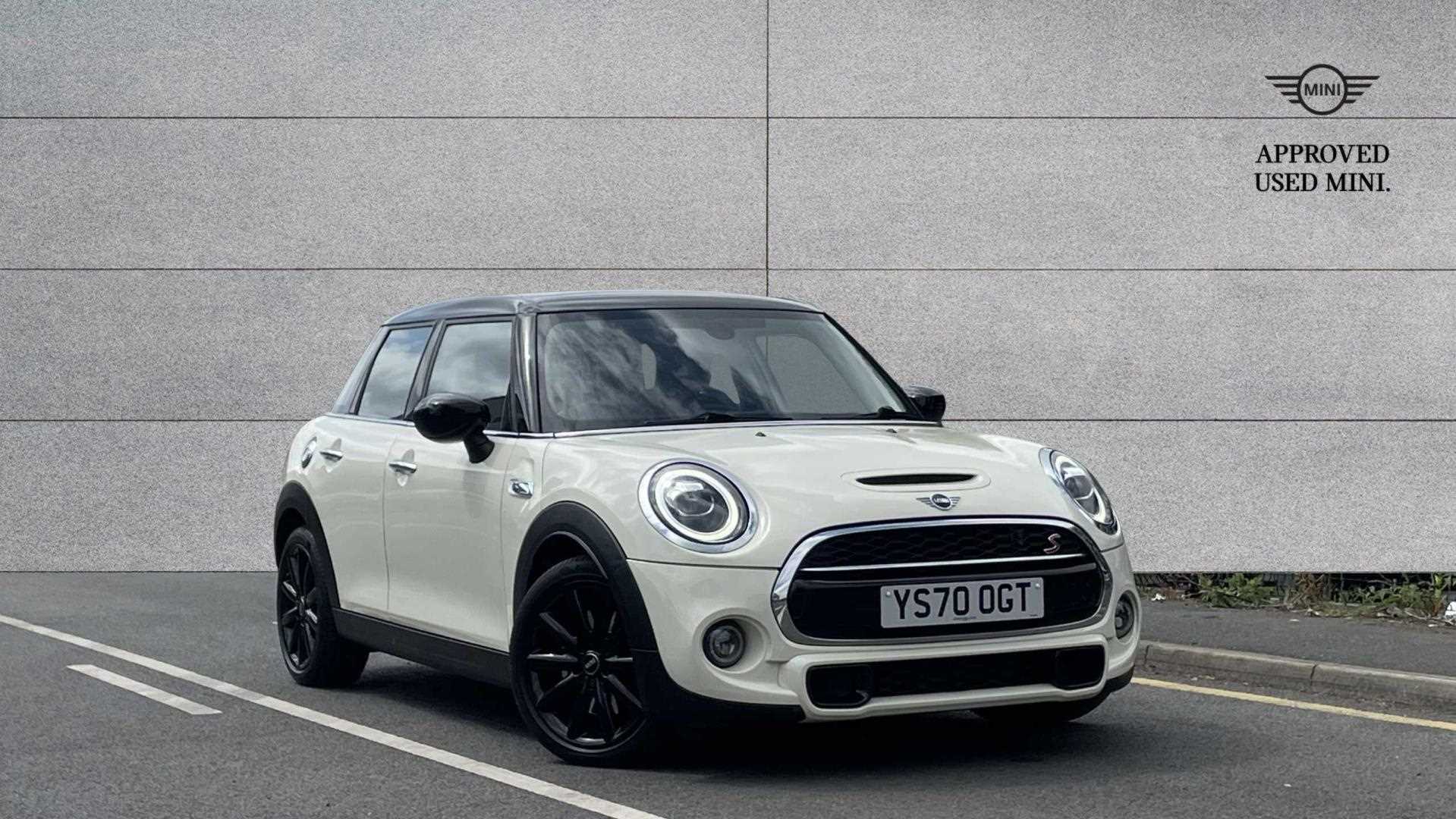Main listing image - MINI Hatchback 5dr
