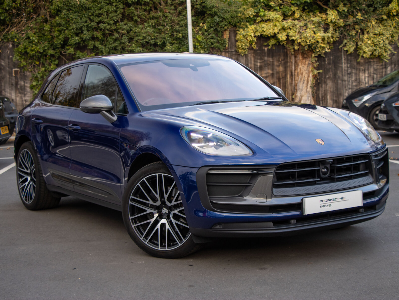 Main listing image - Porsche Macan