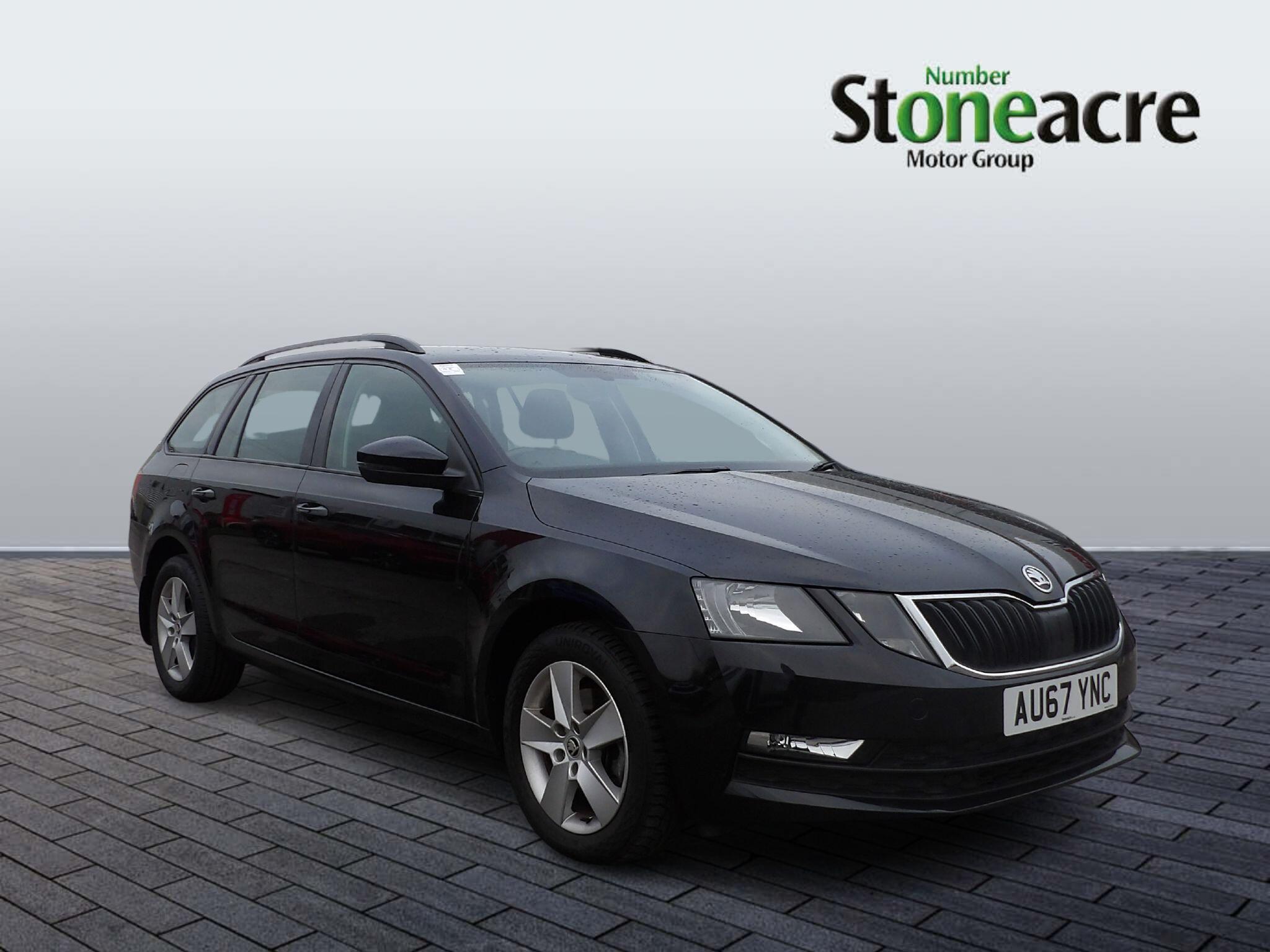 Main listing image - Skoda Octavia Estate