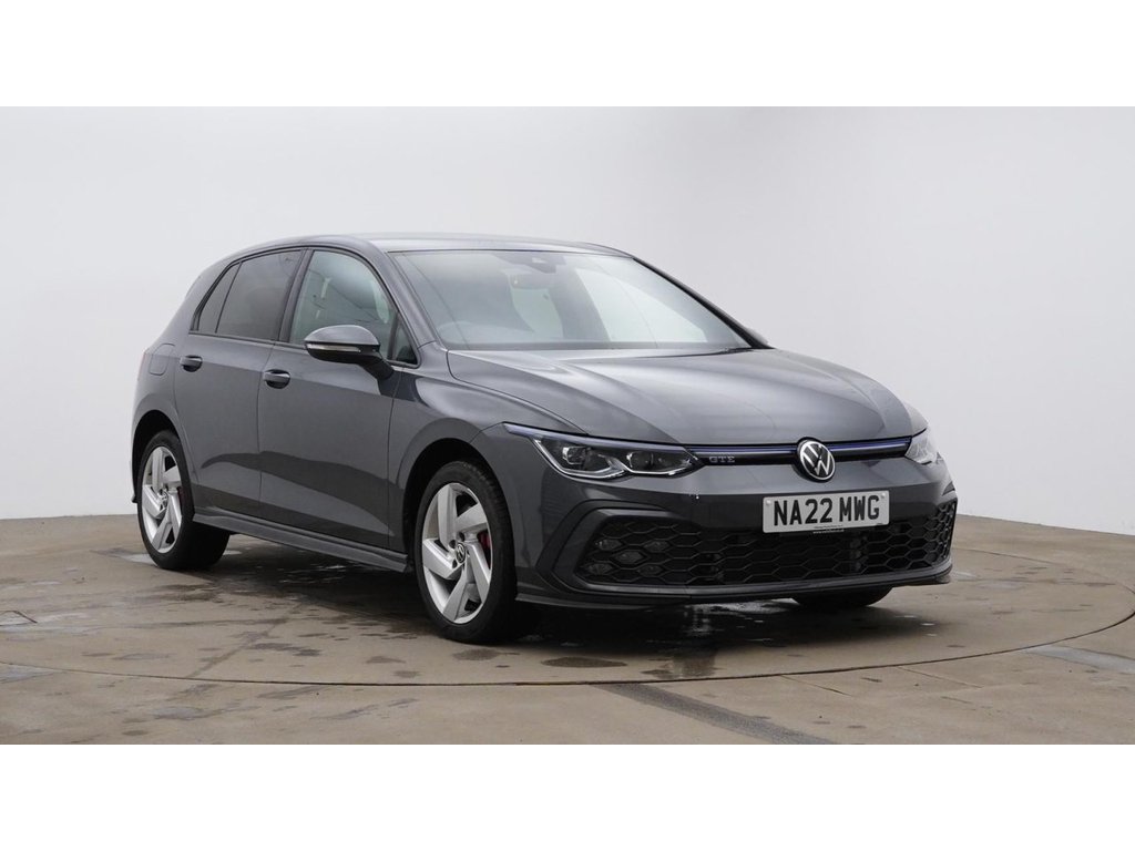 Main listing image - Volkswagen Golf GTE