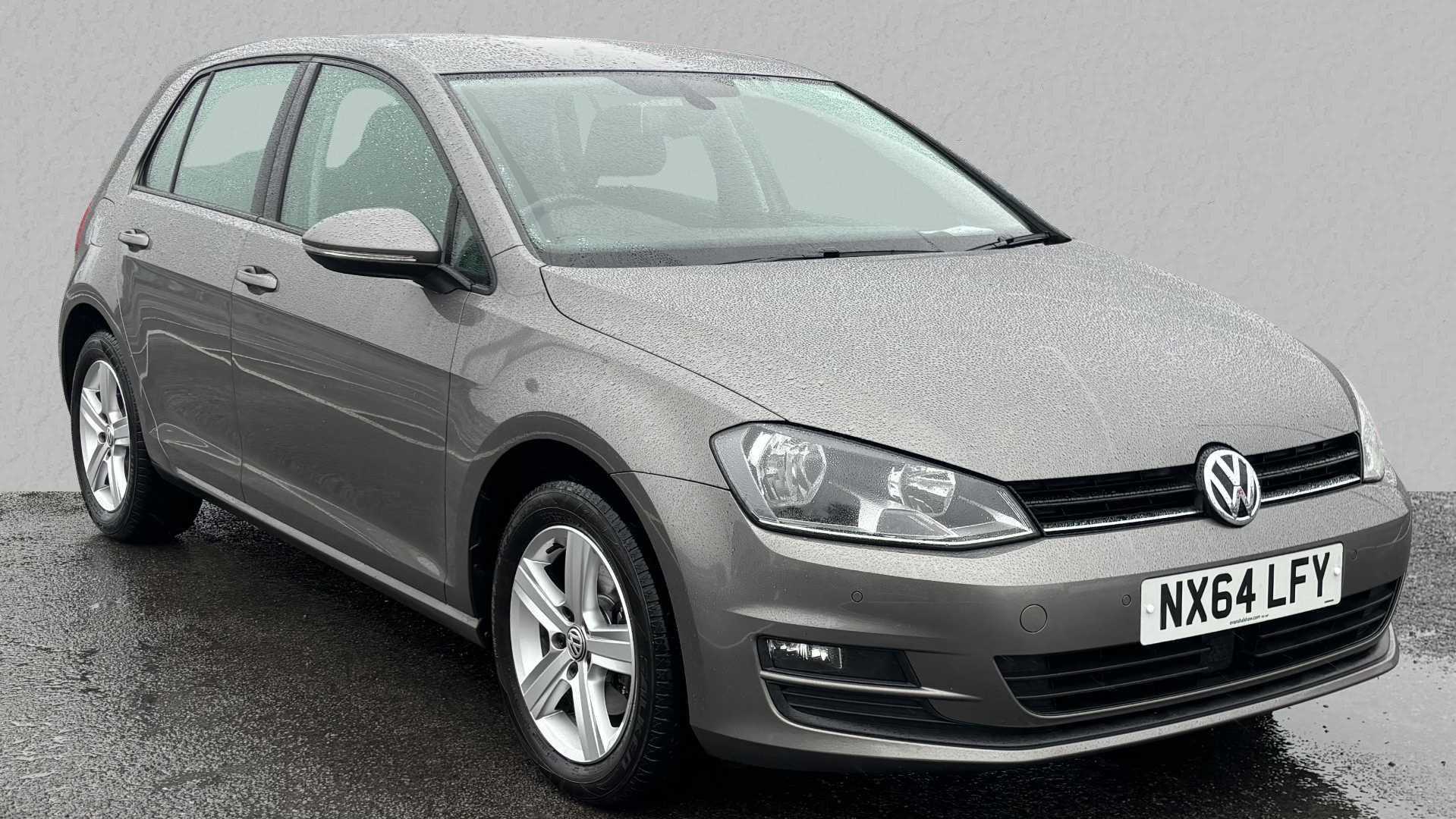 Main listing image - Volkswagen Golf