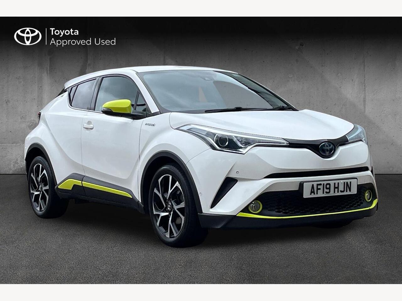 Main listing image - Toyota C-HR
