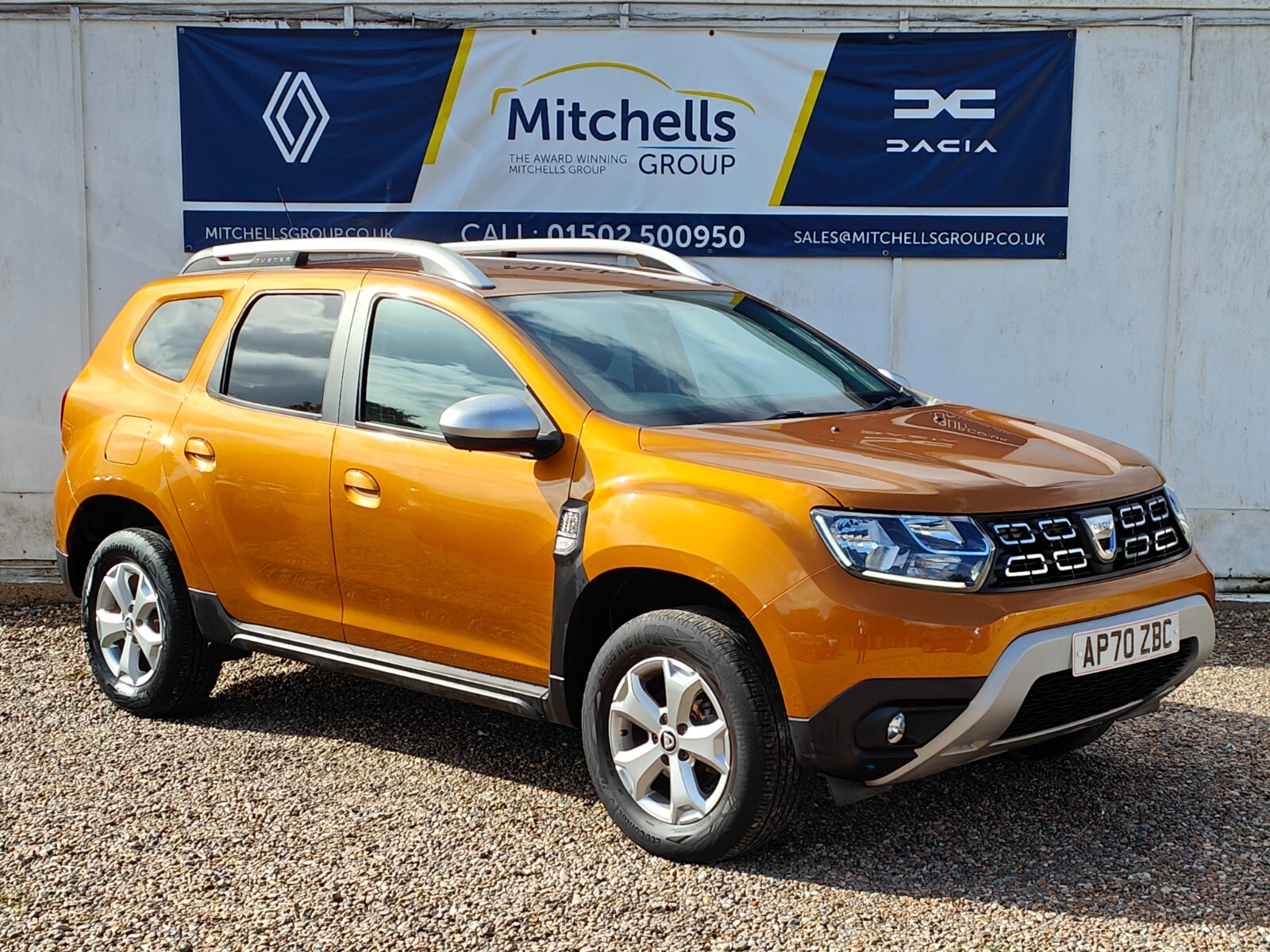 Main listing image - Dacia Duster