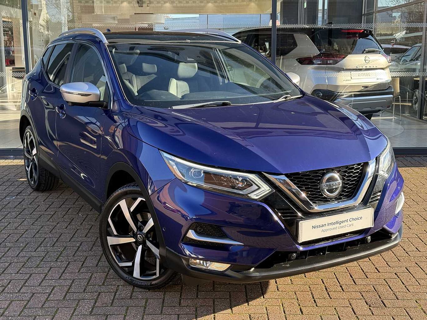 Main listing image - Nissan Qashqai