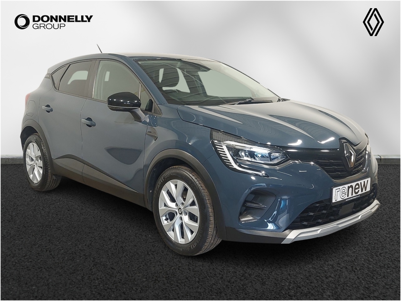 Main listing image - Renault Captur