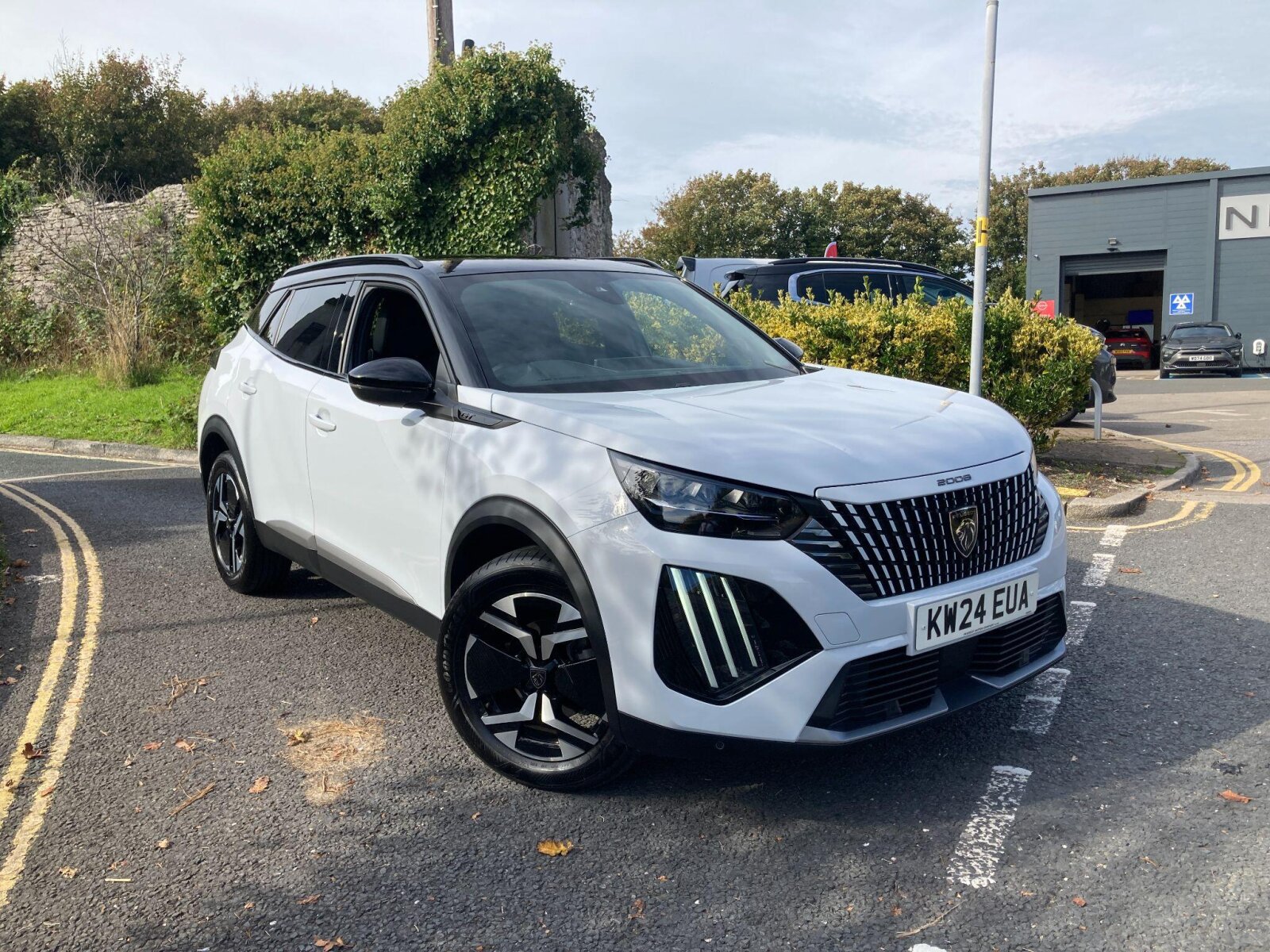 Main listing image - Peugeot 2008