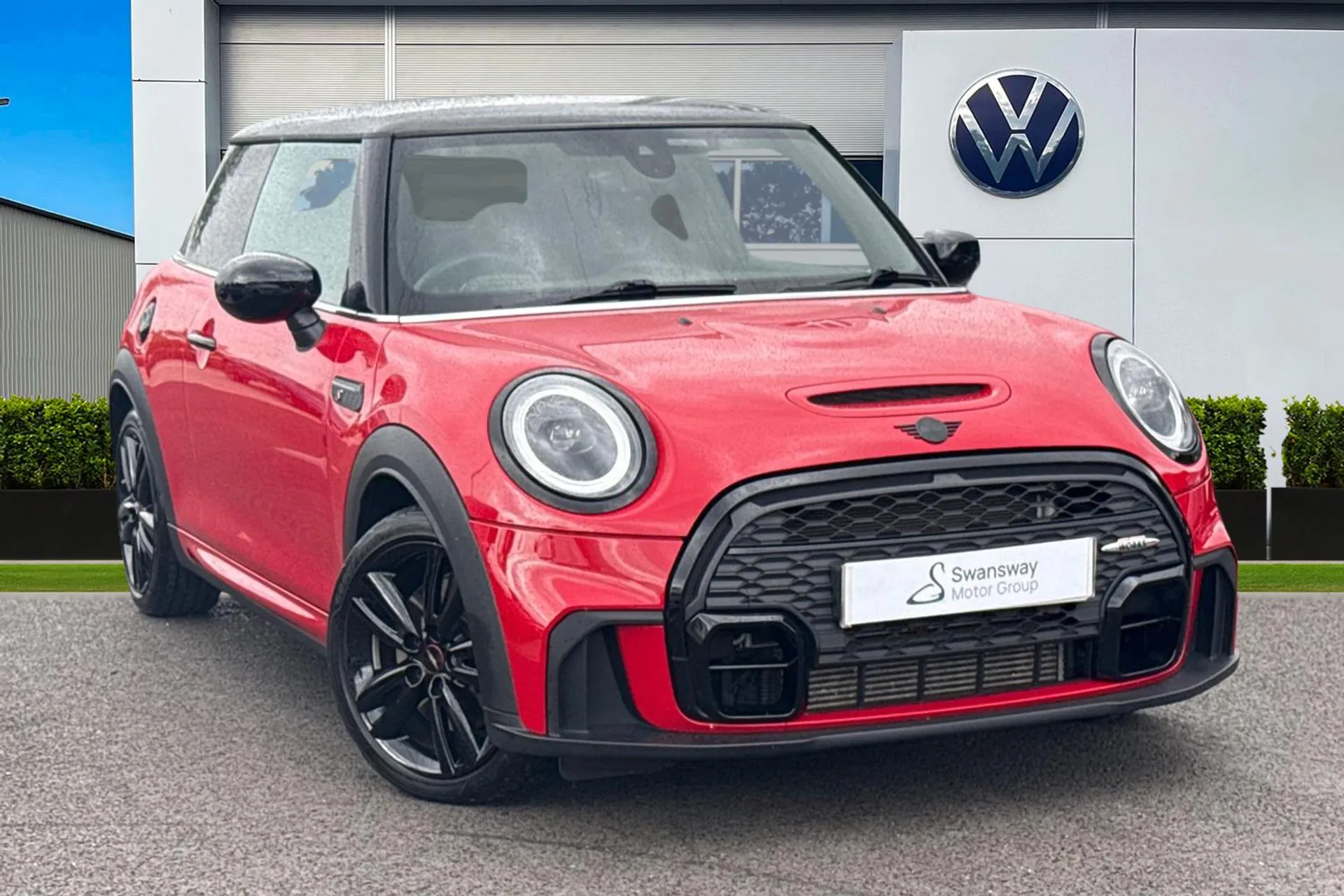 Main listing image - MINI Hatchback