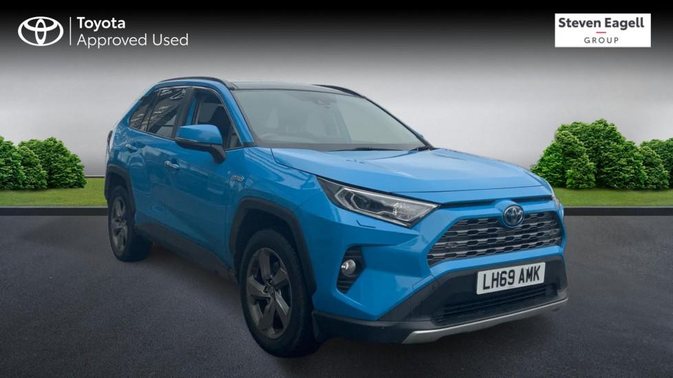 Main listing image - Toyota RAV4