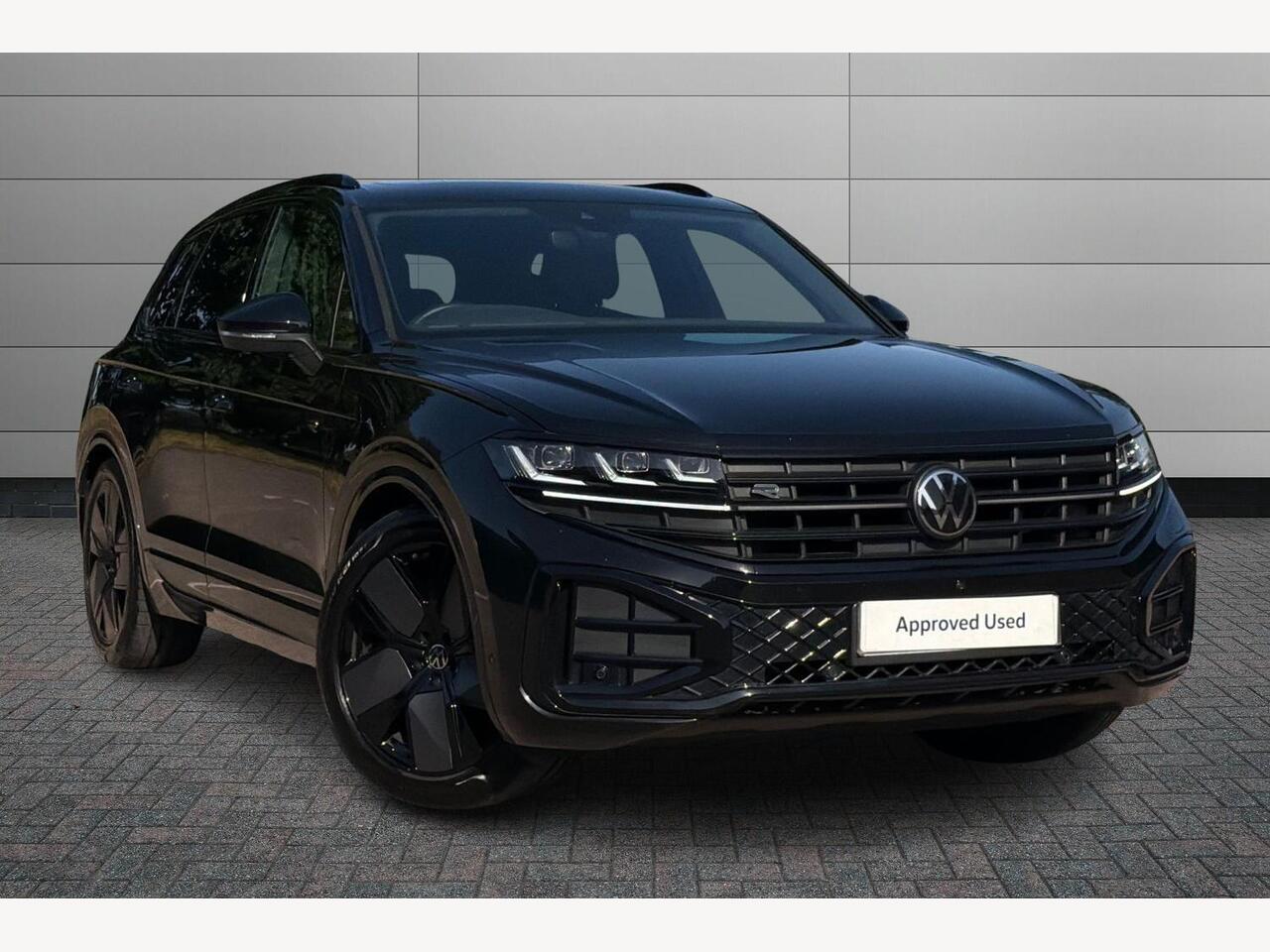 Main listing image - Volkswagen Touareg