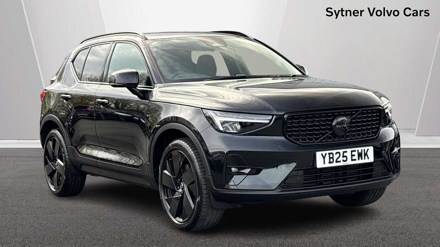 Main listing image - Volvo XC40