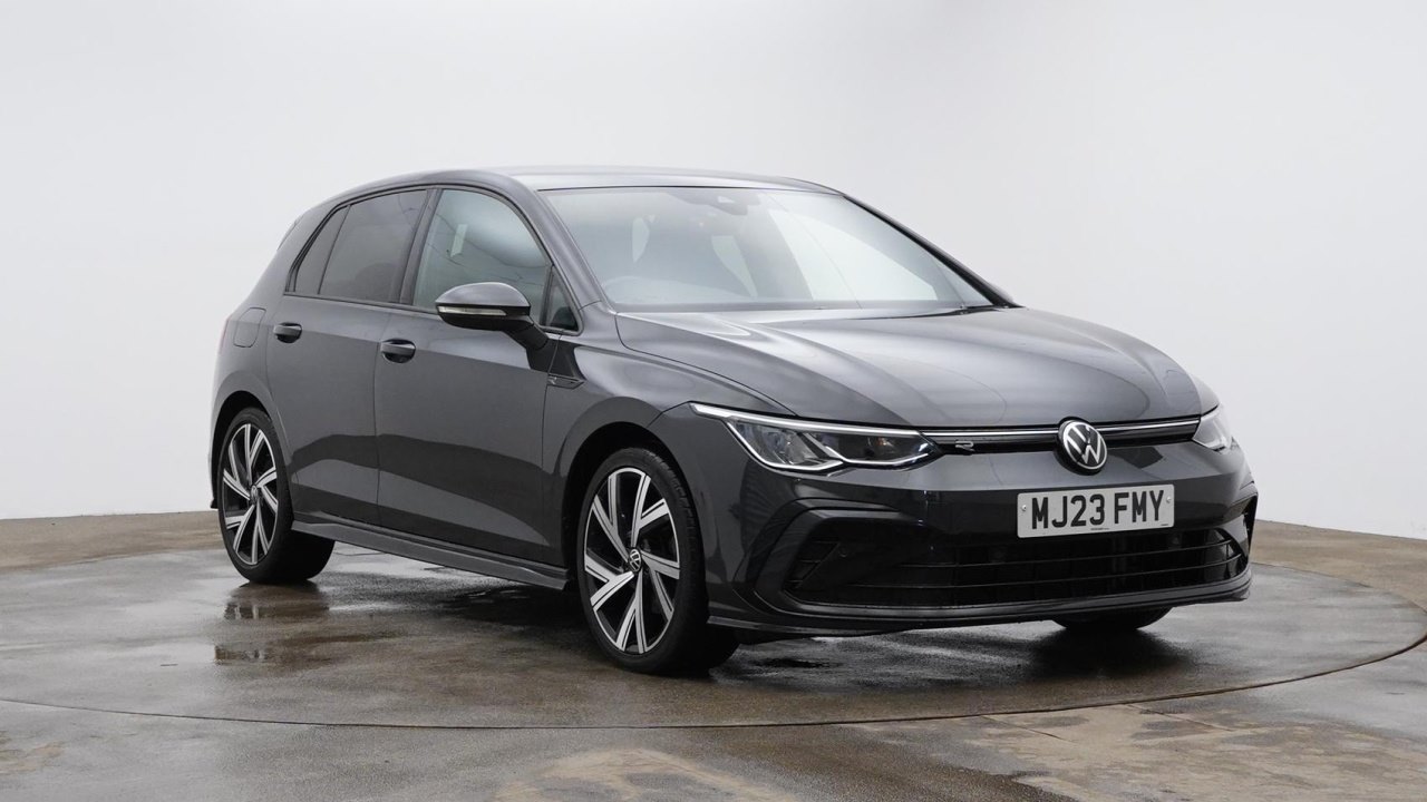 Main listing image - Volkswagen Golf
