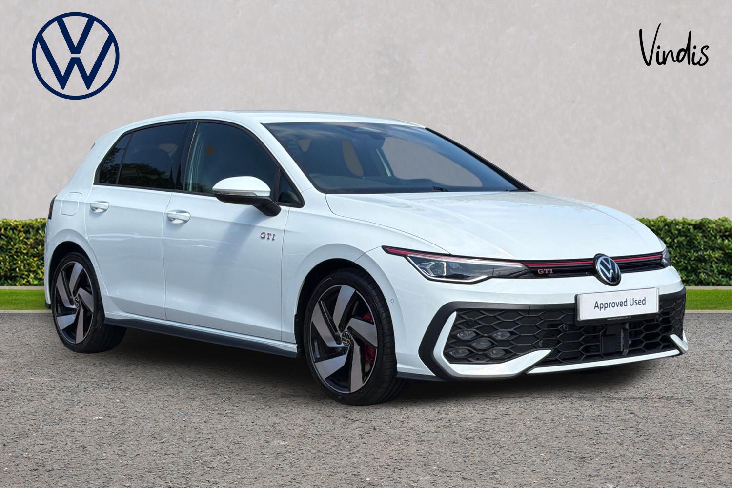 Main listing image - Volkswagen Golf