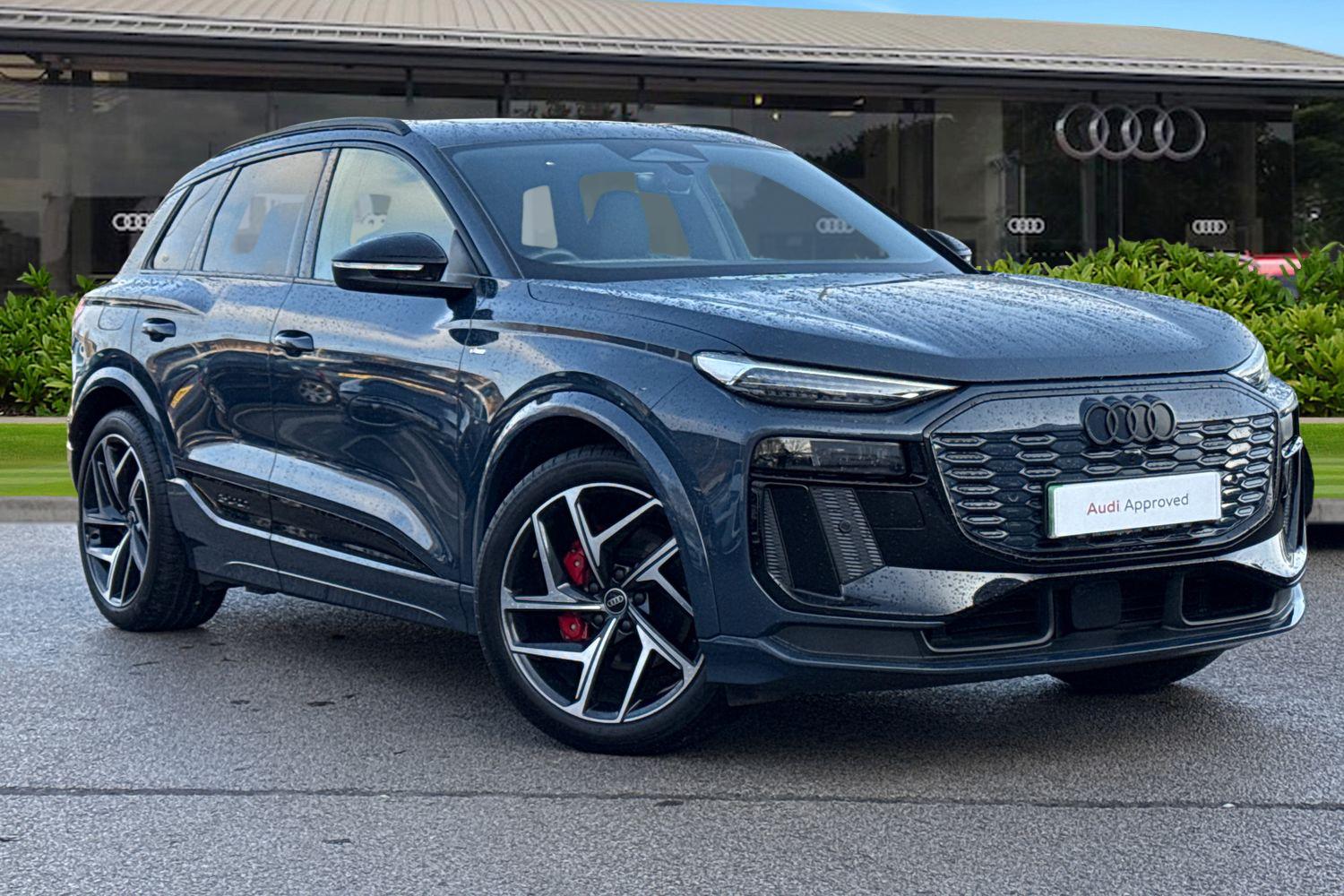 Main listing image - Audi Q6 e-tron