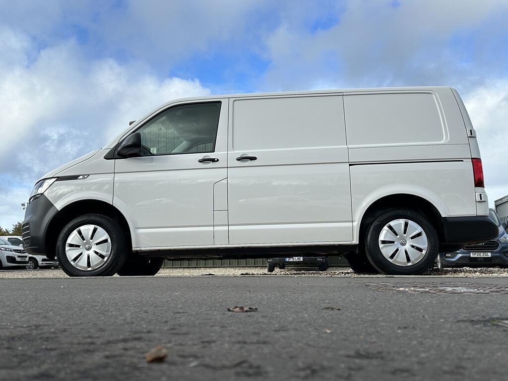 Main listing image - Volkswagen Transporter