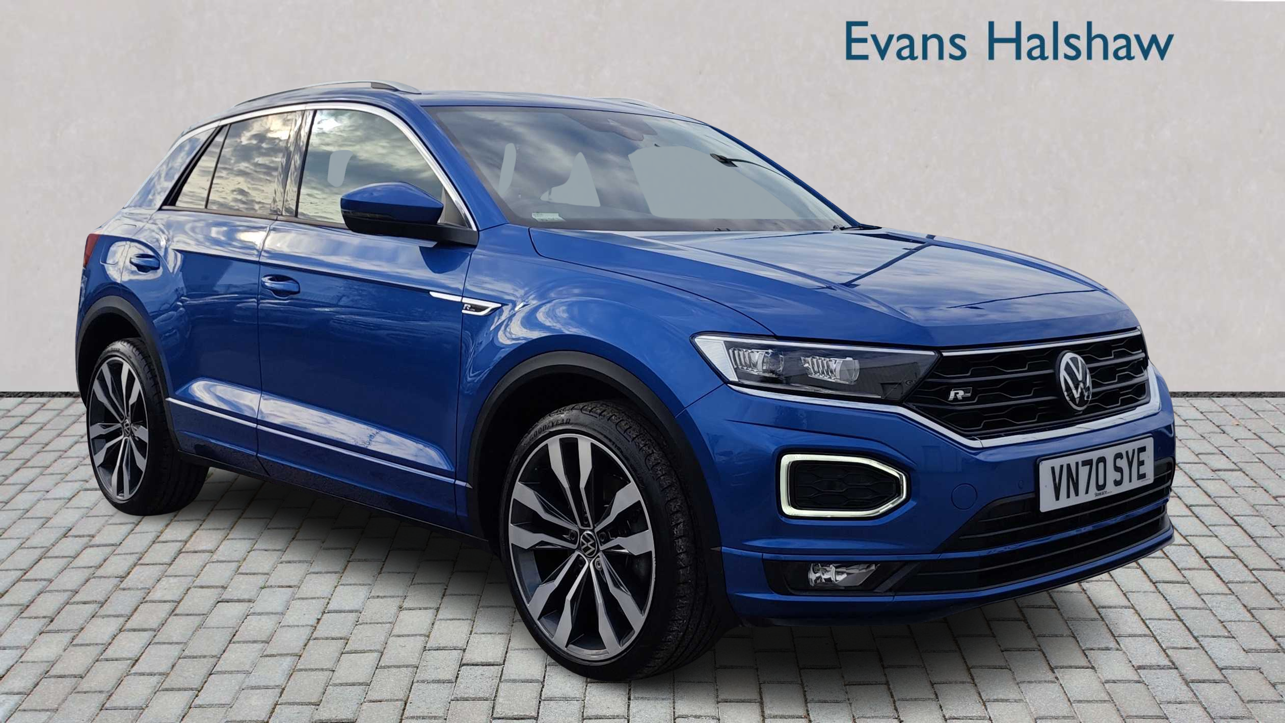 Main listing image - Volkswagen T-Roc