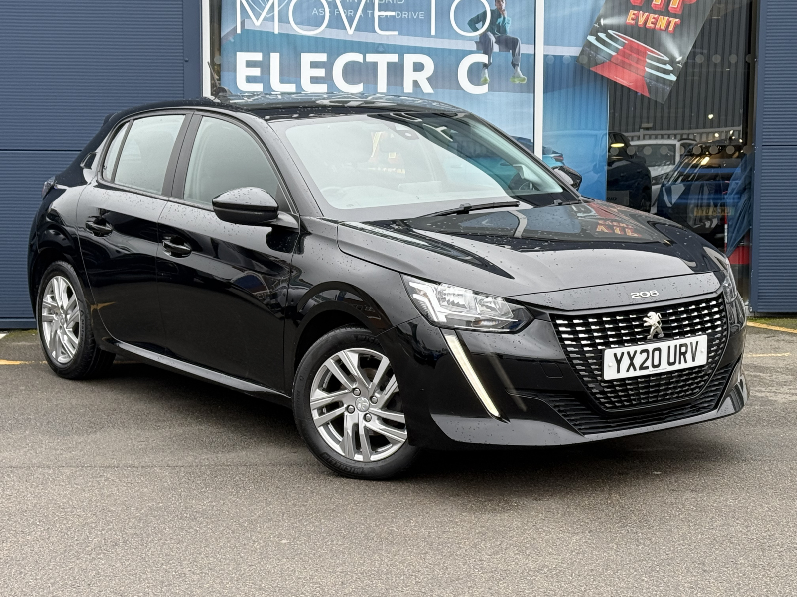 Main listing image - Peugeot 208