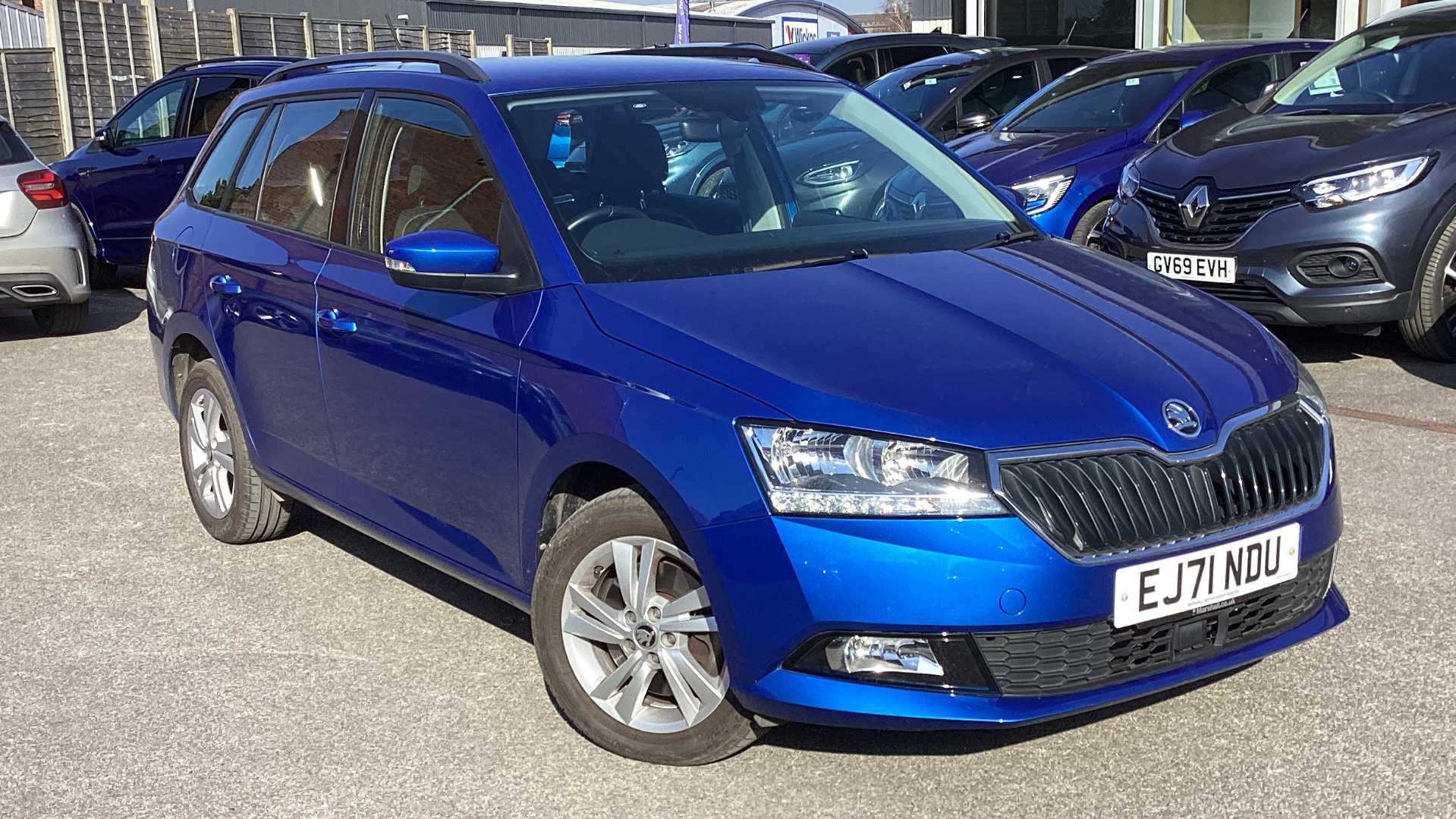 Main listing image - Skoda Fabia Estate