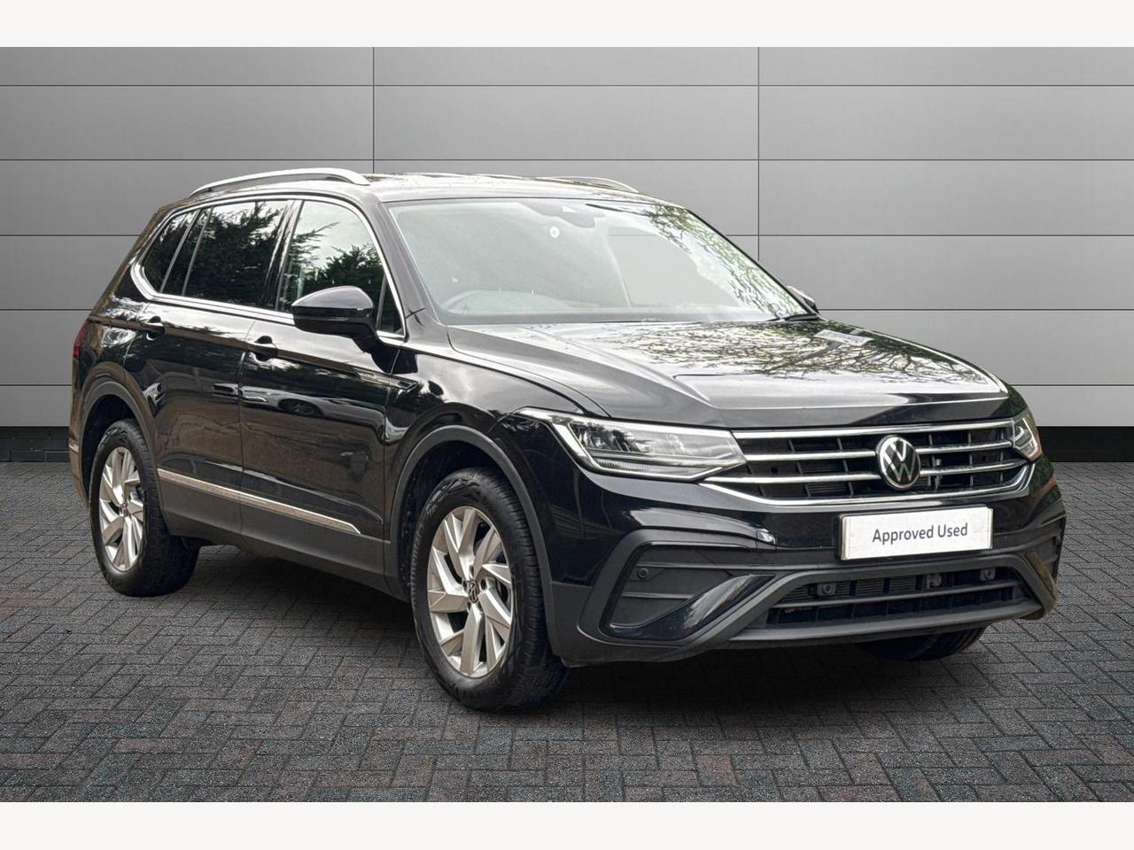 Main listing image - Volkswagen Tiguan Allspace