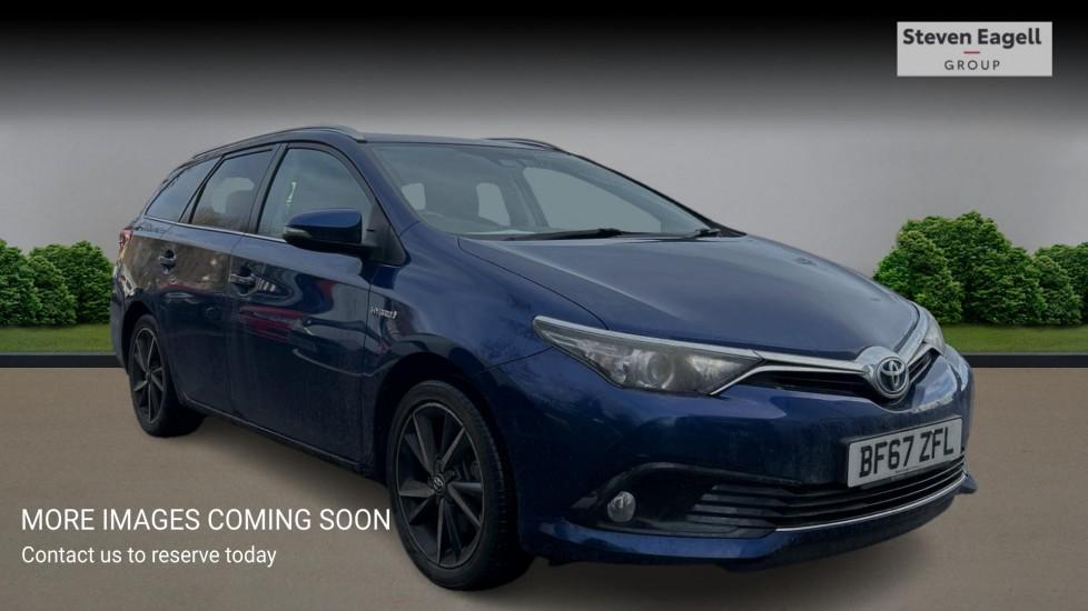 Main listing image - Toyota Auris Touring Sport