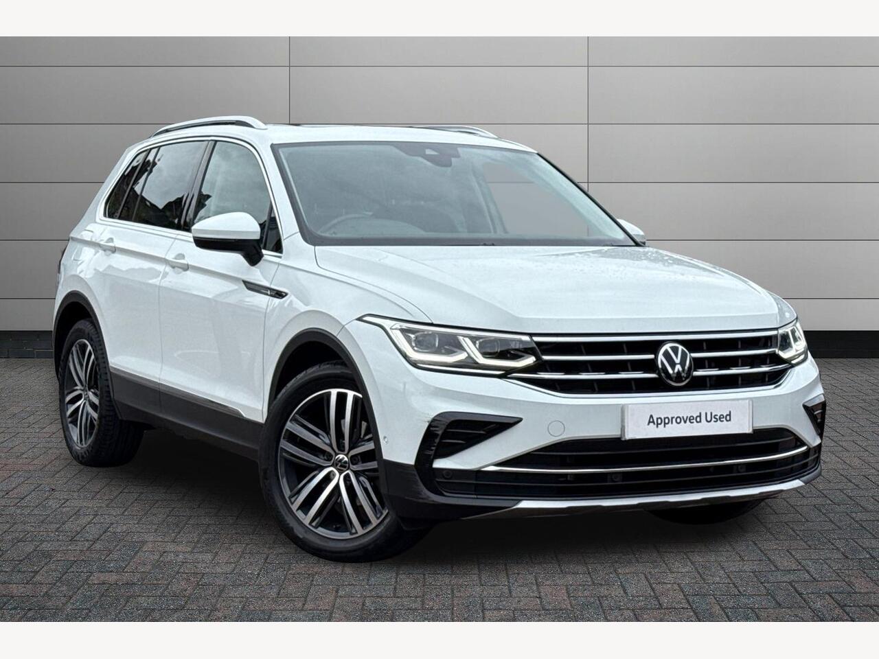 Main listing image - Volkswagen Tiguan
