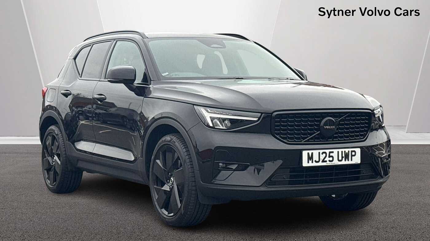 Main listing image - Volvo XC40