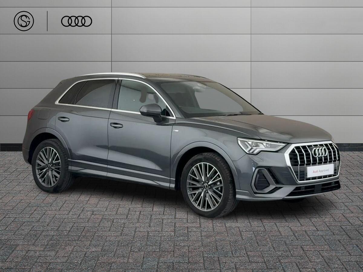 Main listing image - Audi Q3