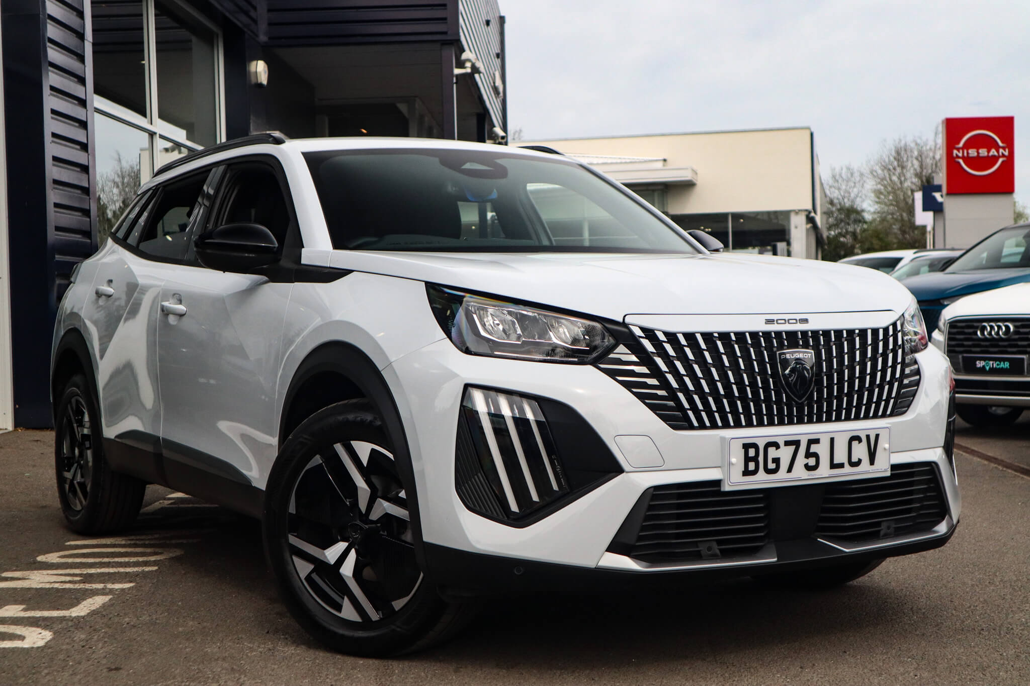 Main listing image - Peugeot 2008